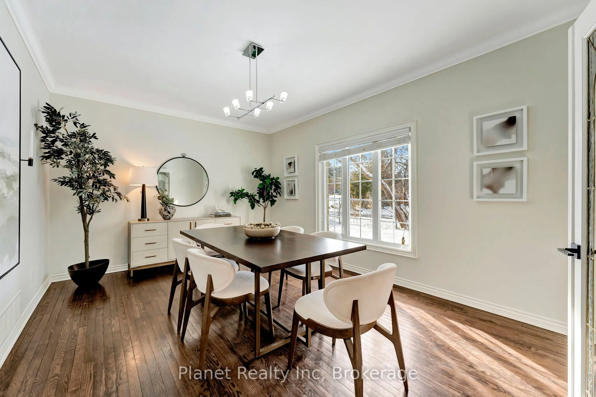 25 Manor Park Crescent #7