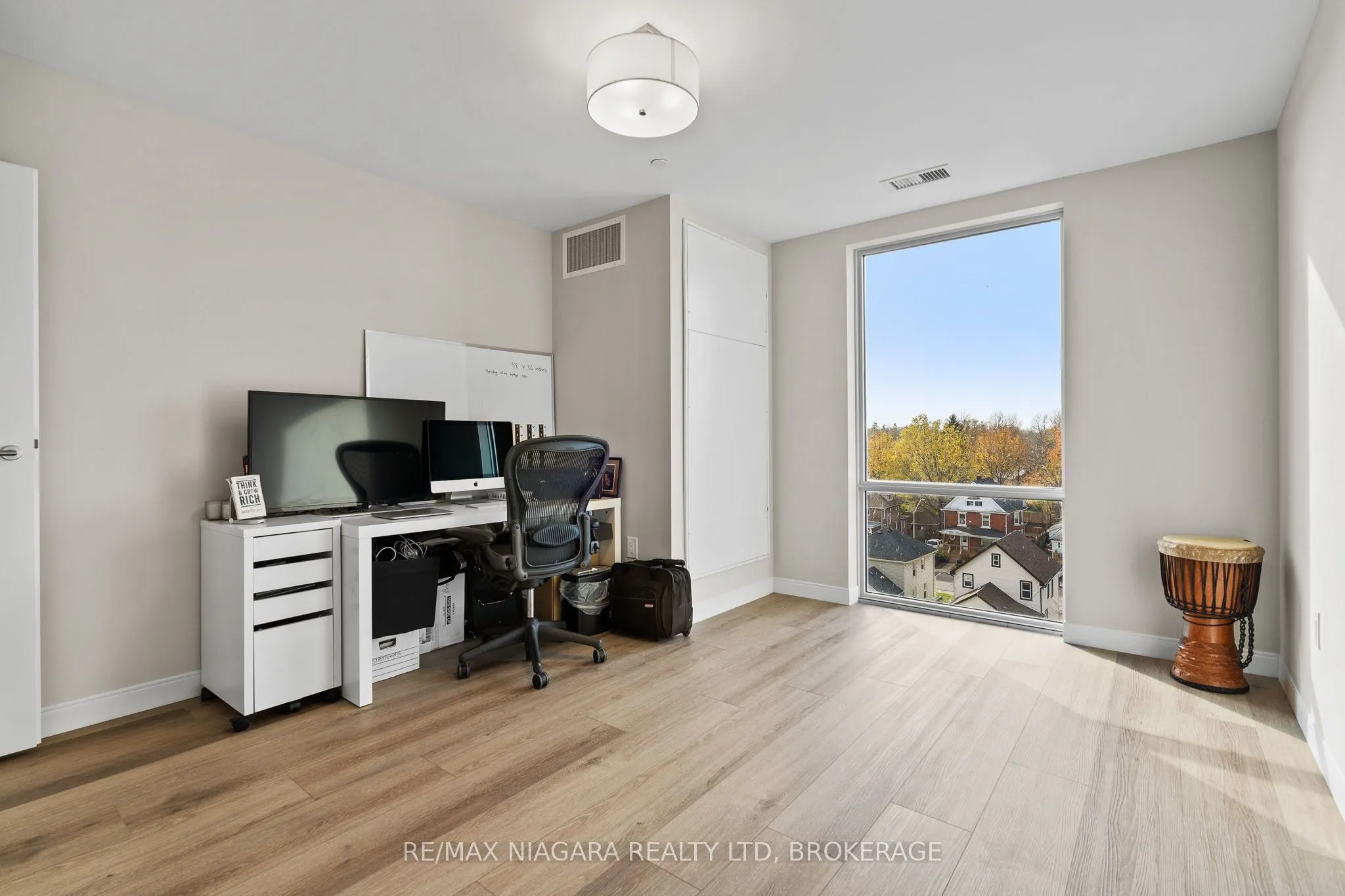 118 West Street #502
