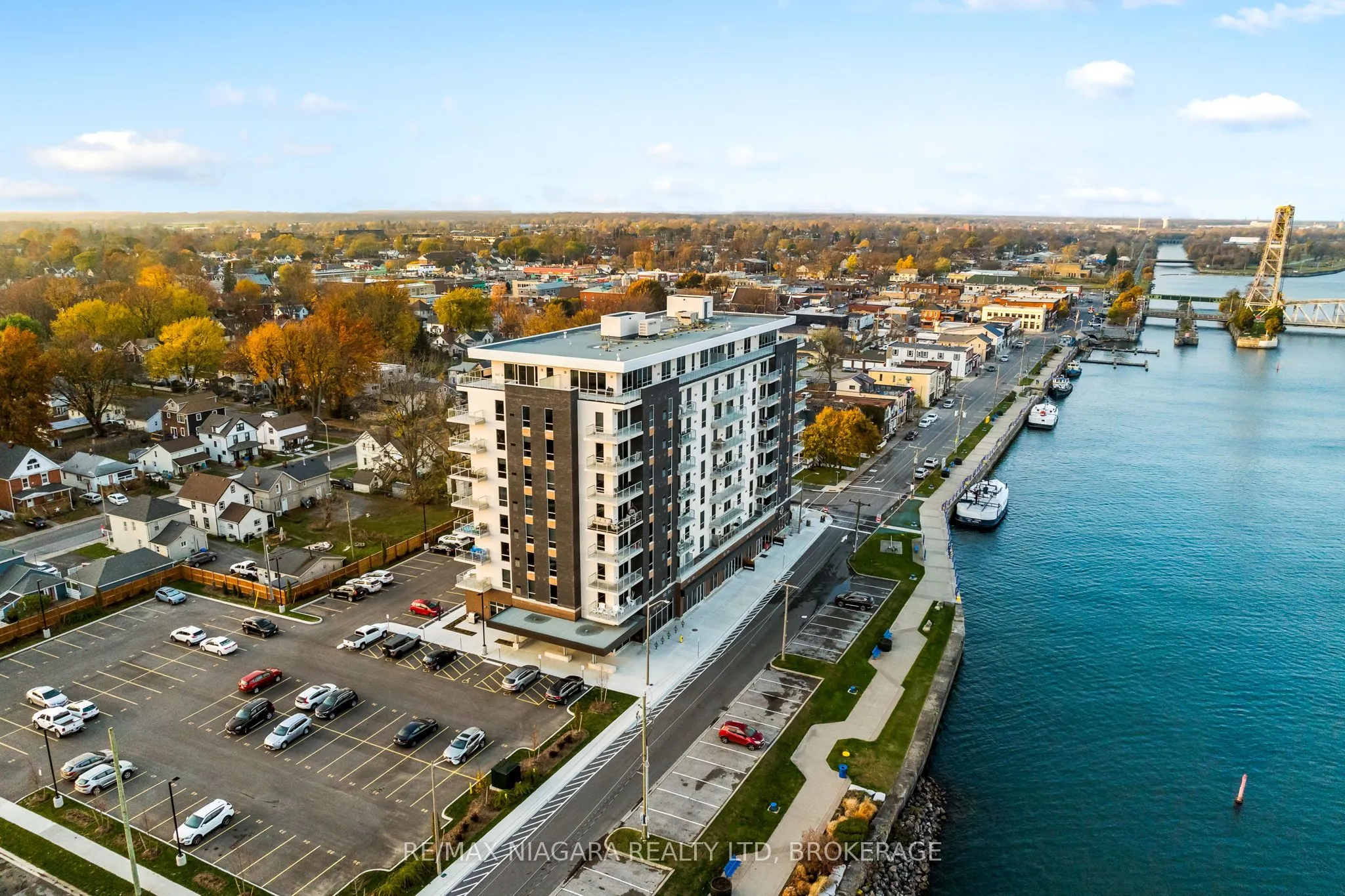 118 West Street #502
