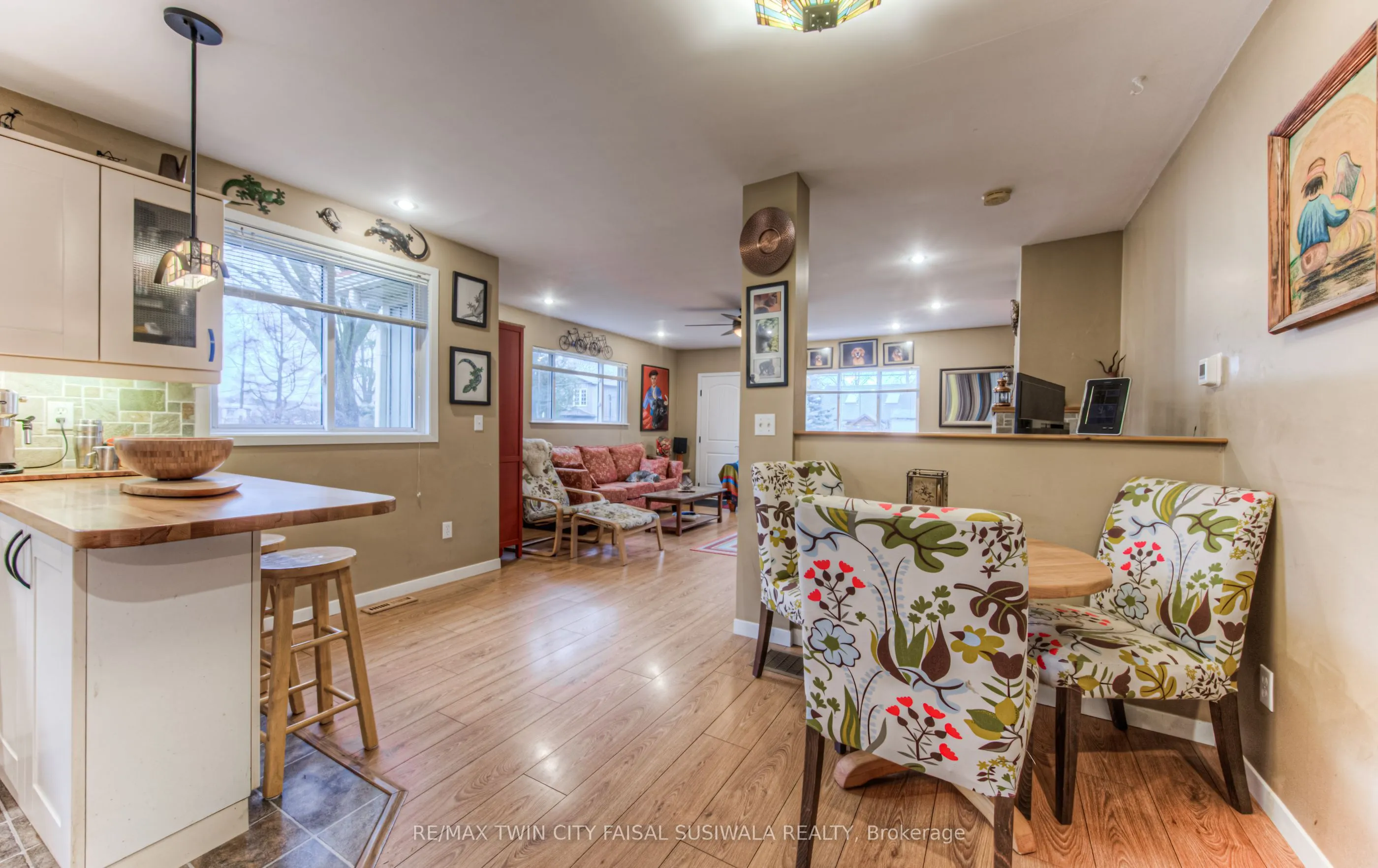 32 Holly Trail