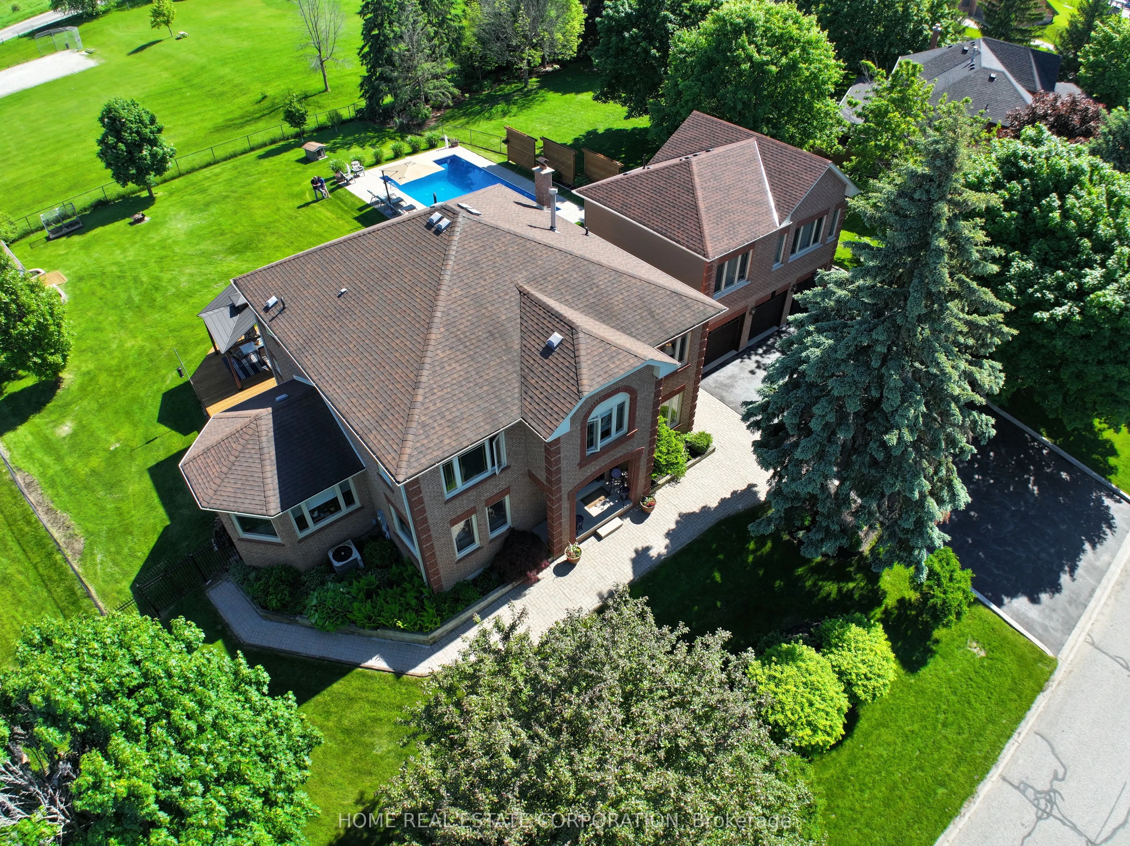 14 Hawthorne Road
