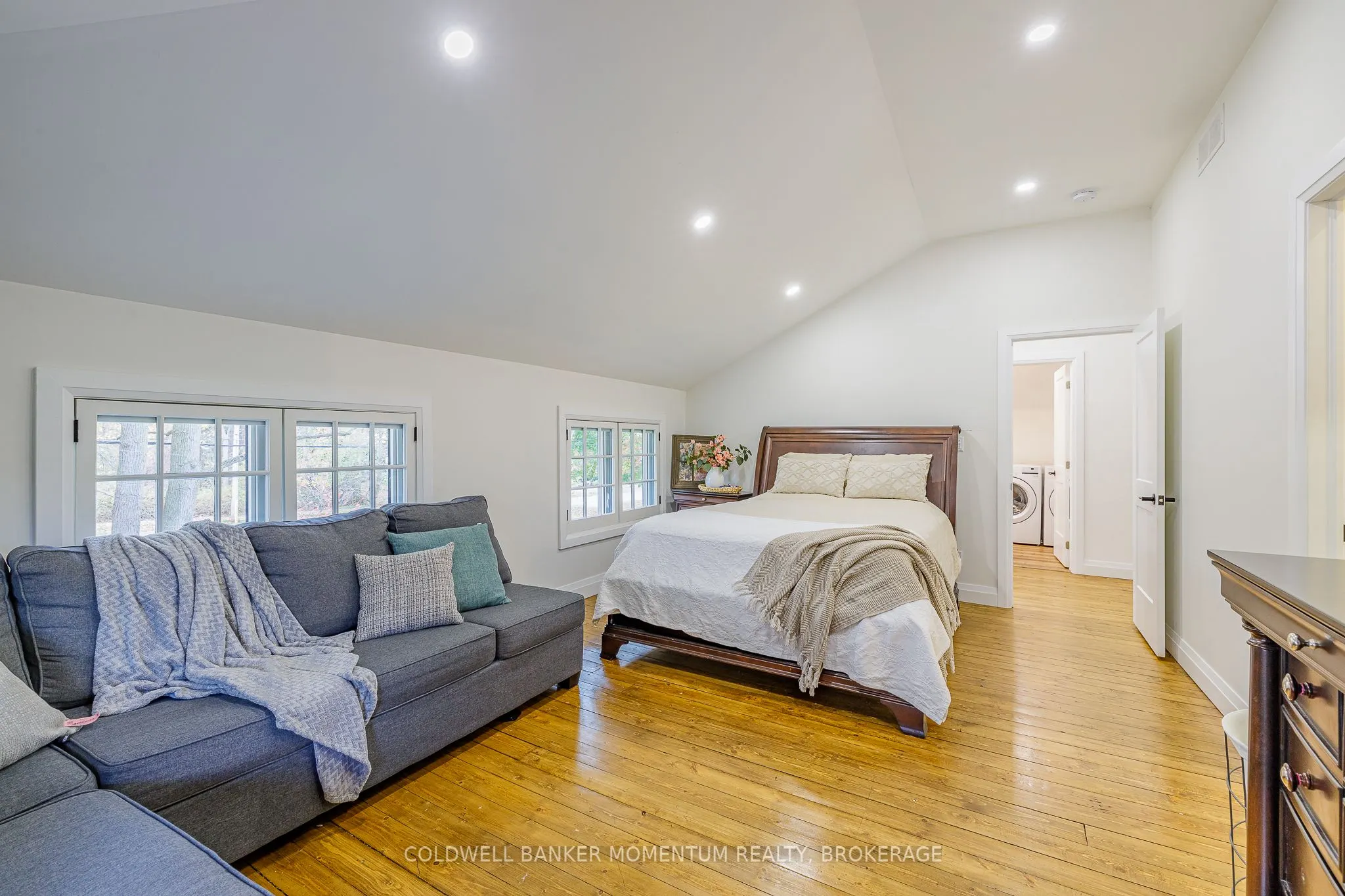 10A BETTS Avenue