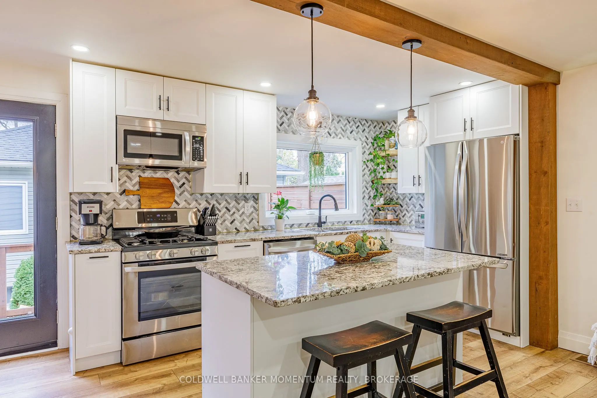 10A BETTS Avenue