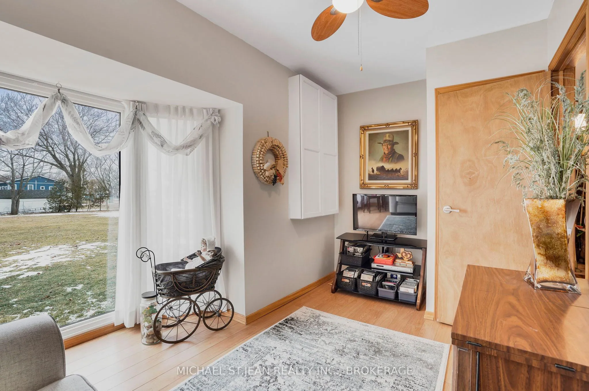 1022 Lakeshore Road