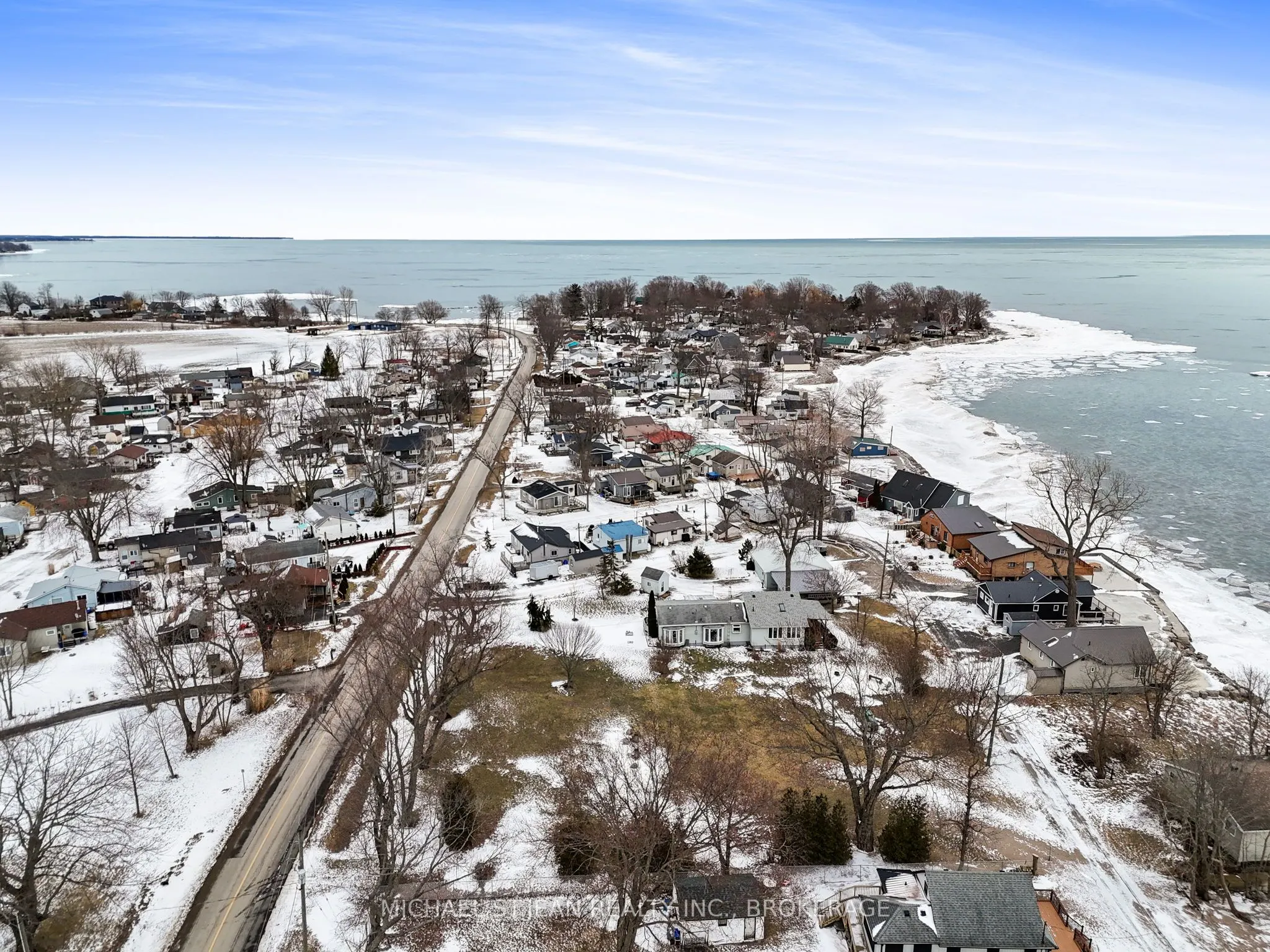 1022 Lakeshore Road