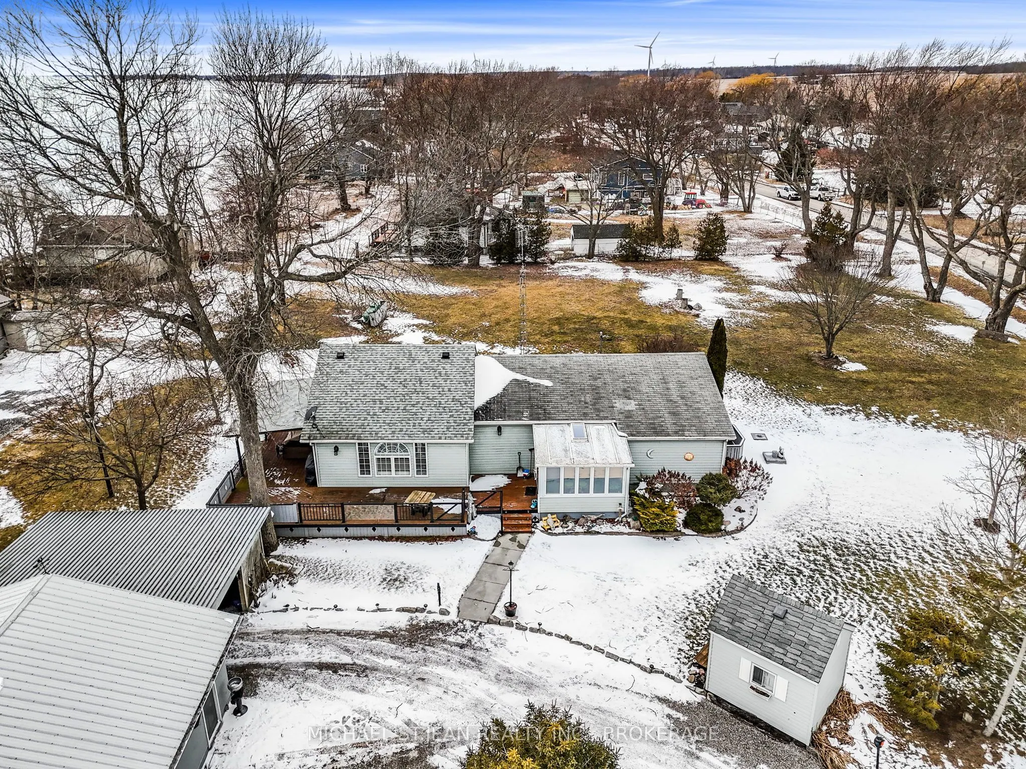 1022 Lakeshore Road