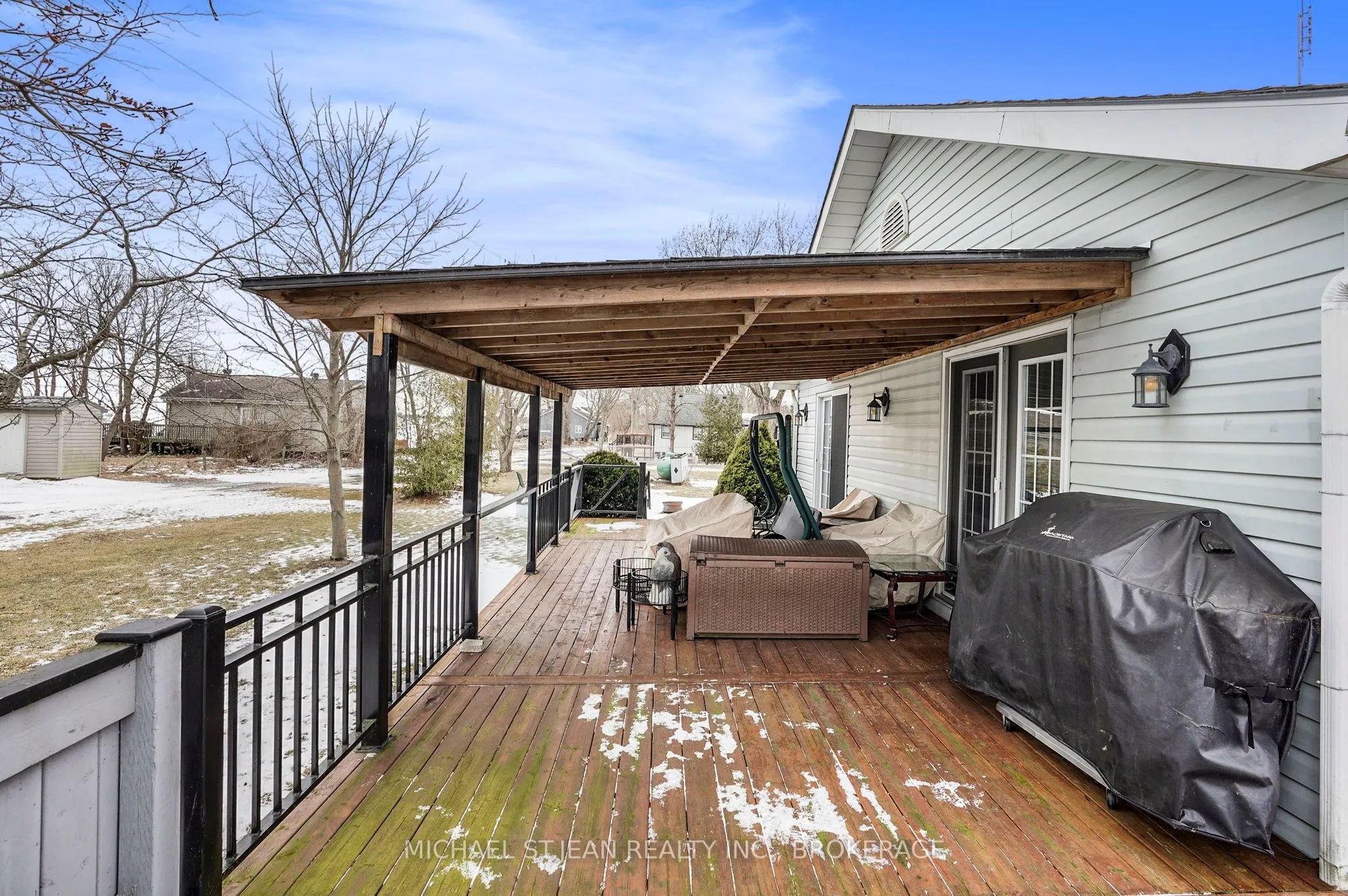 1022 Lakeshore Road