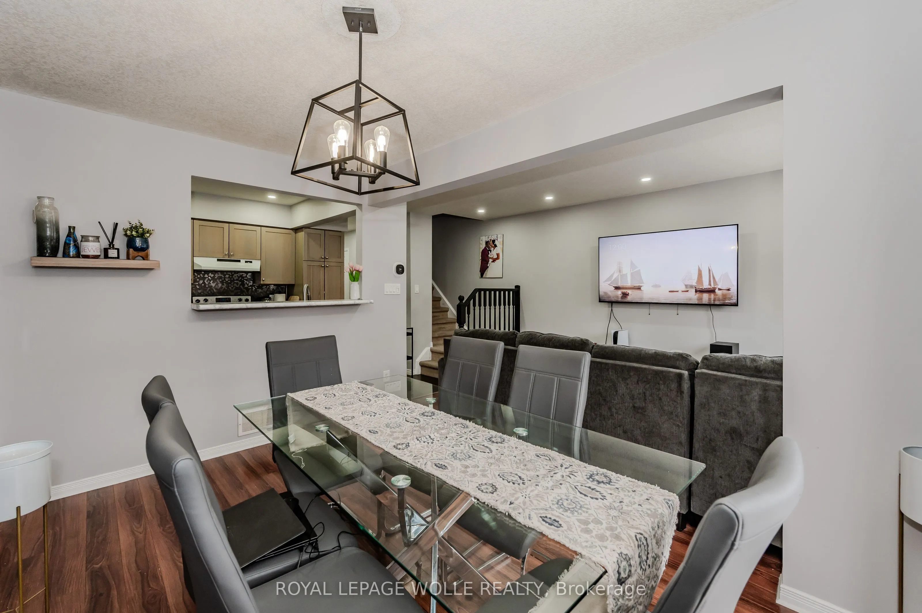 120 Dudhope Avenue #20