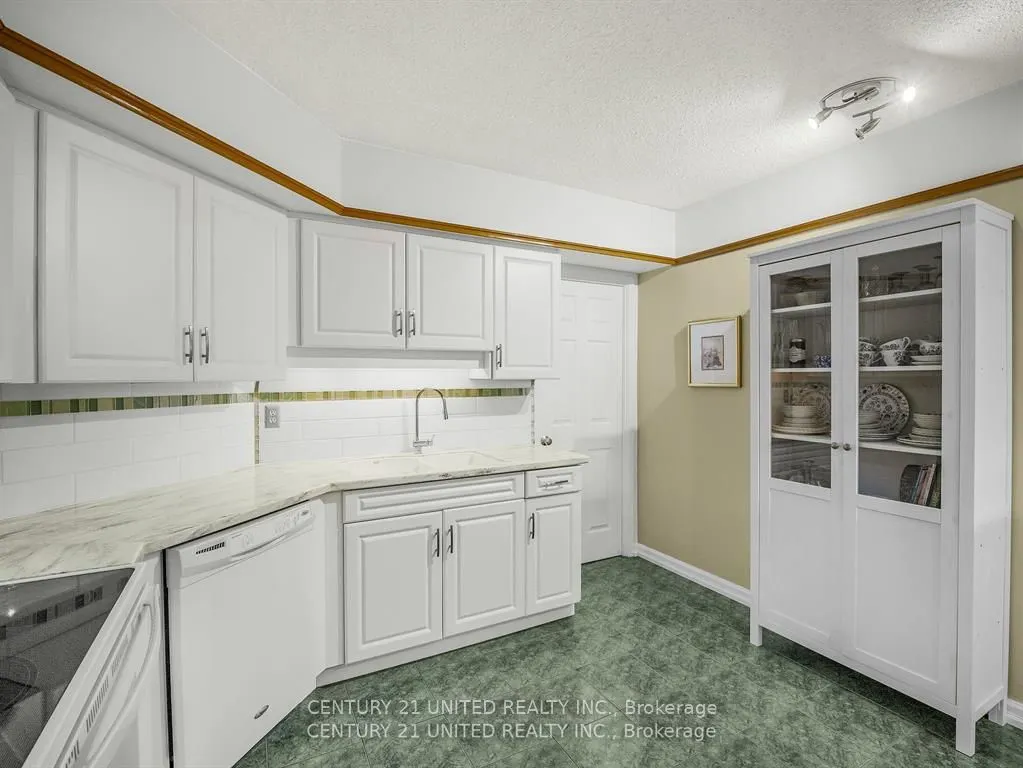 1818 Cherryhill Road #502