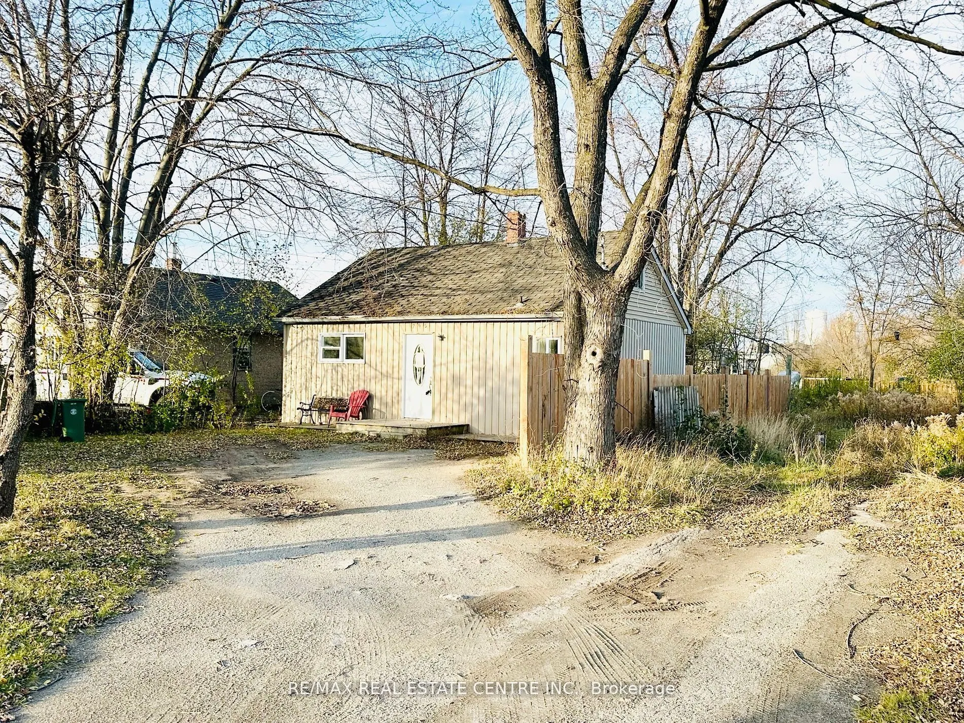 795 Barton Street