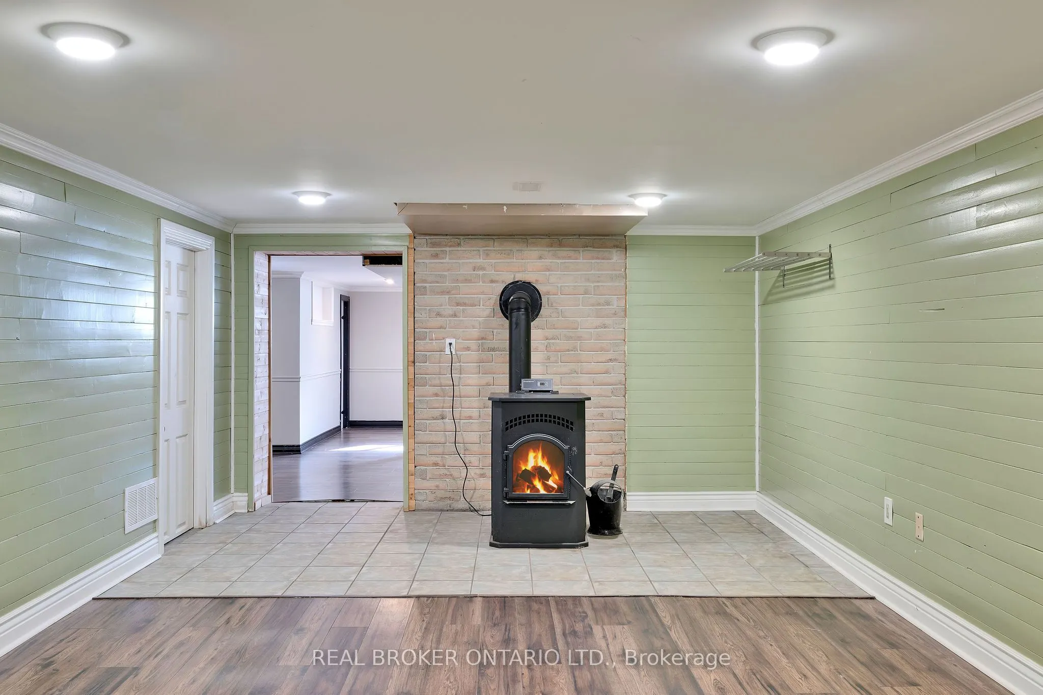 3993 CHAPEL Road