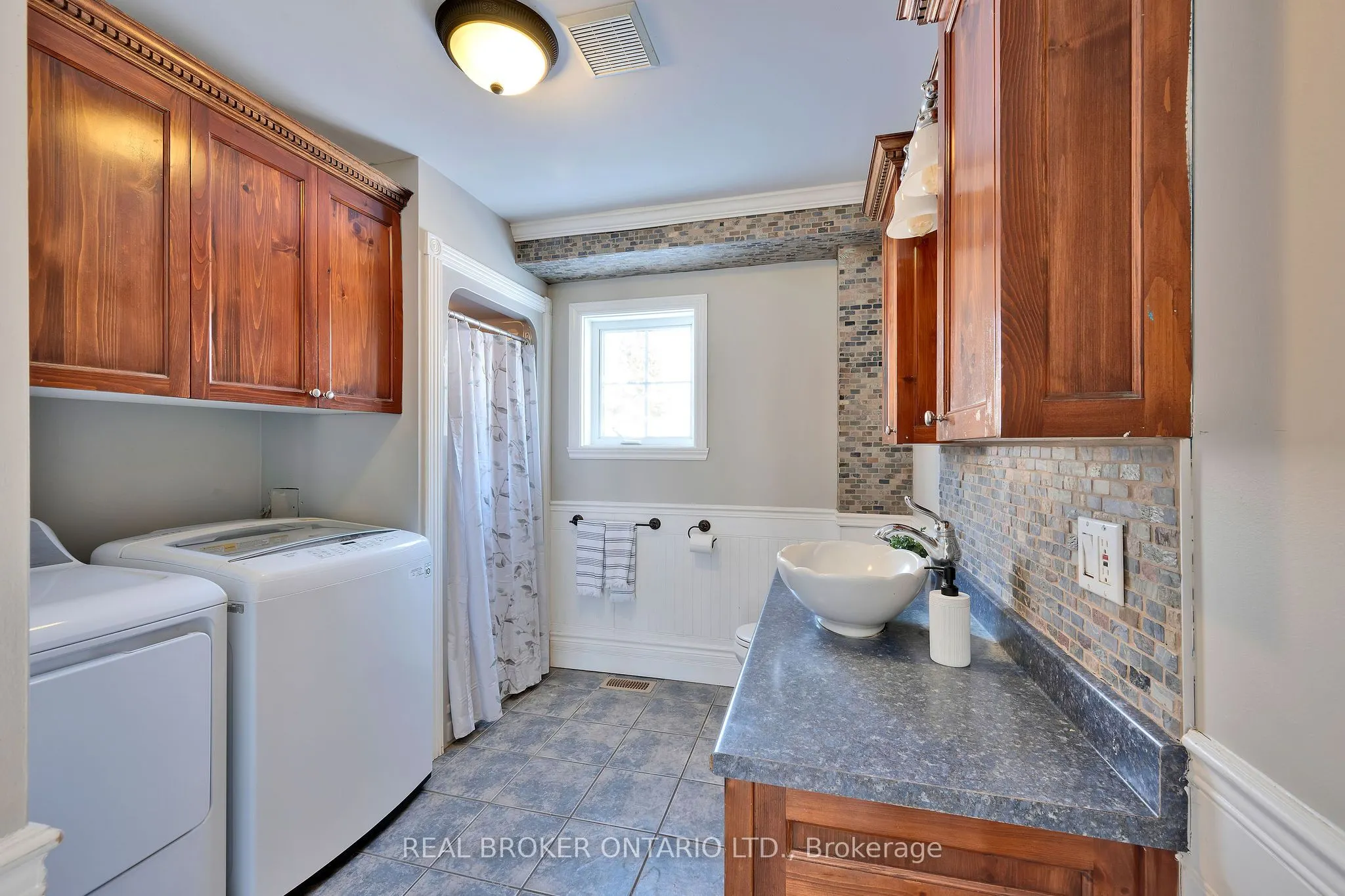 3993 CHAPEL Road