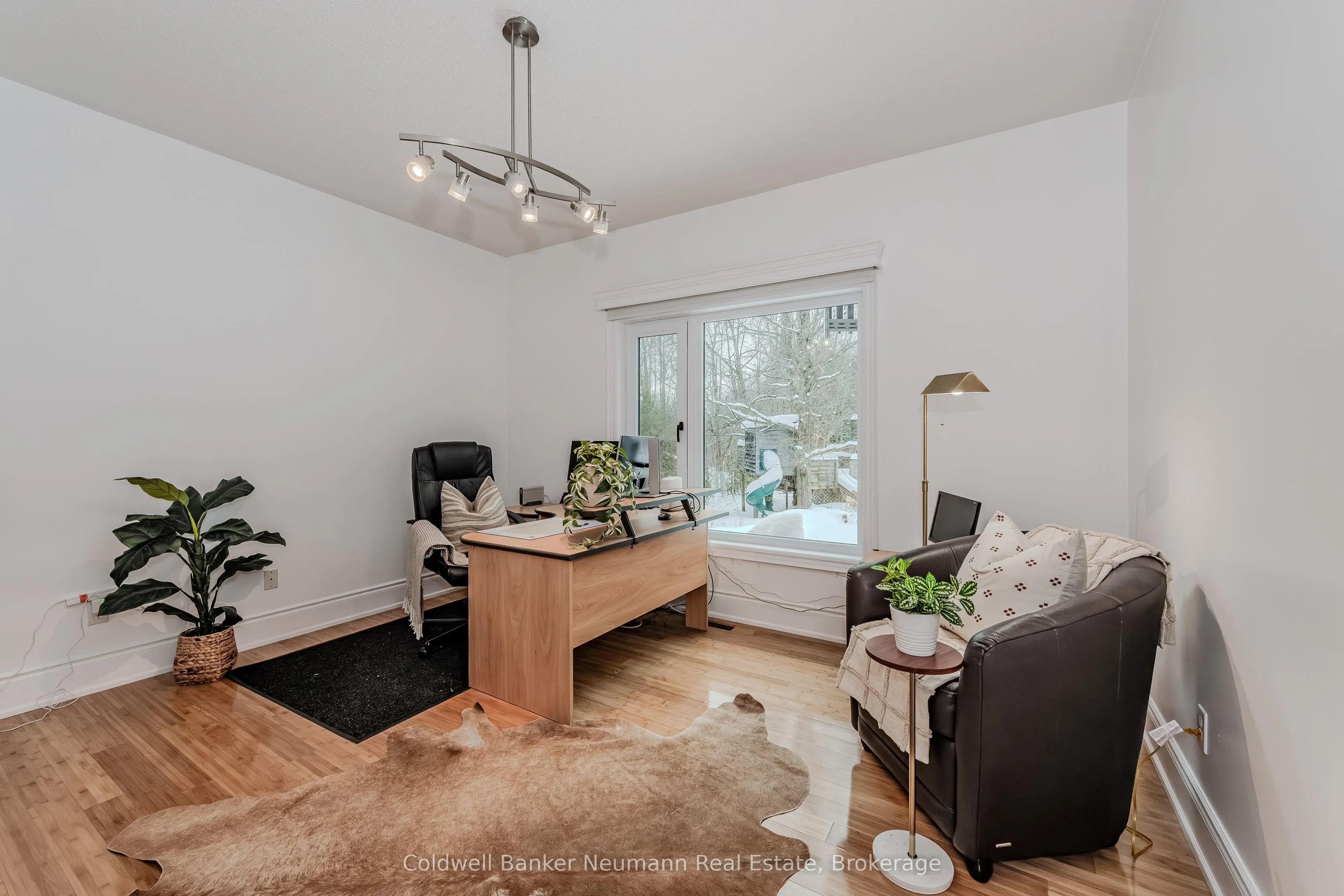 32 Forest Ridge Road