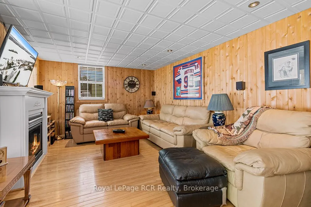 48 Island View Drive N