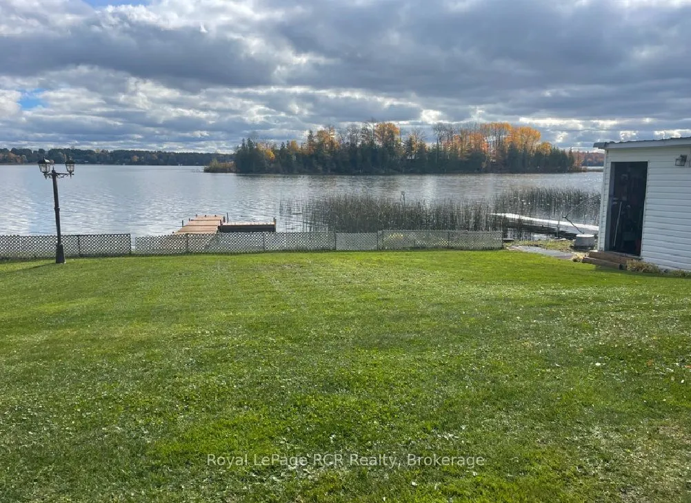 48 Island View Drive N
