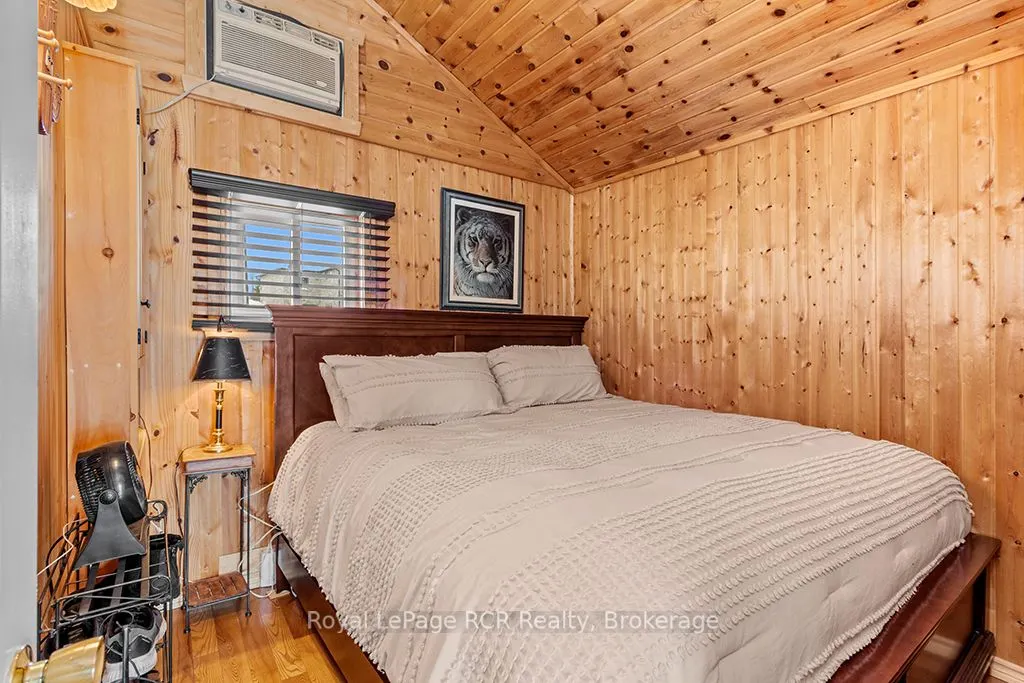 48 Island View Drive N