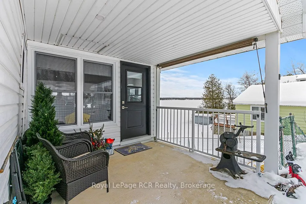 48 Island View Drive N