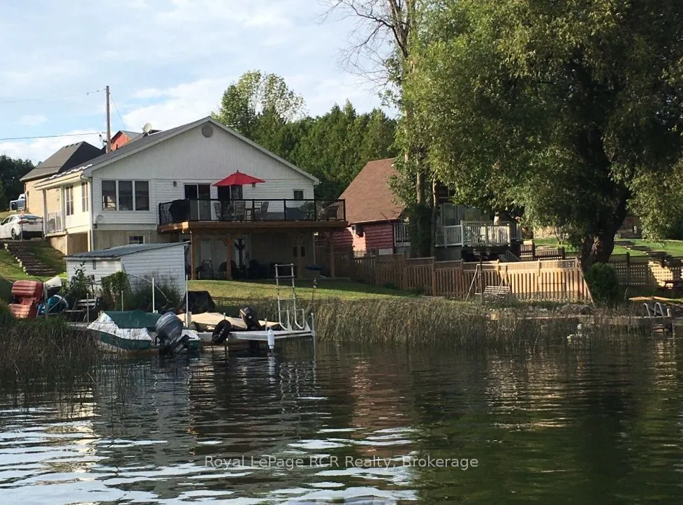 48 Island View Drive N