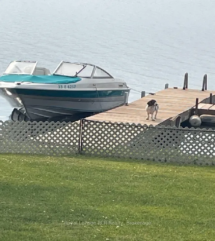 48 Island View Drive N