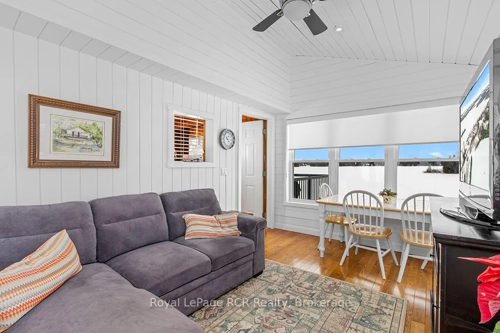 48 Island View Drive N