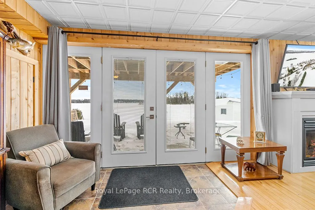48 Island View Drive N