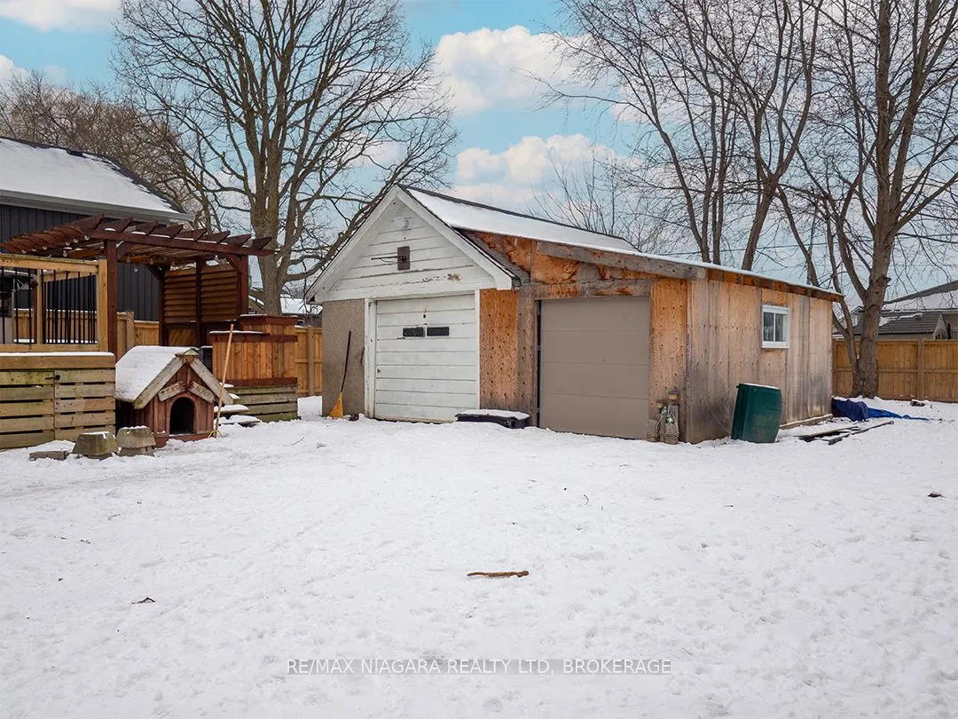34 Humboldt Parkway