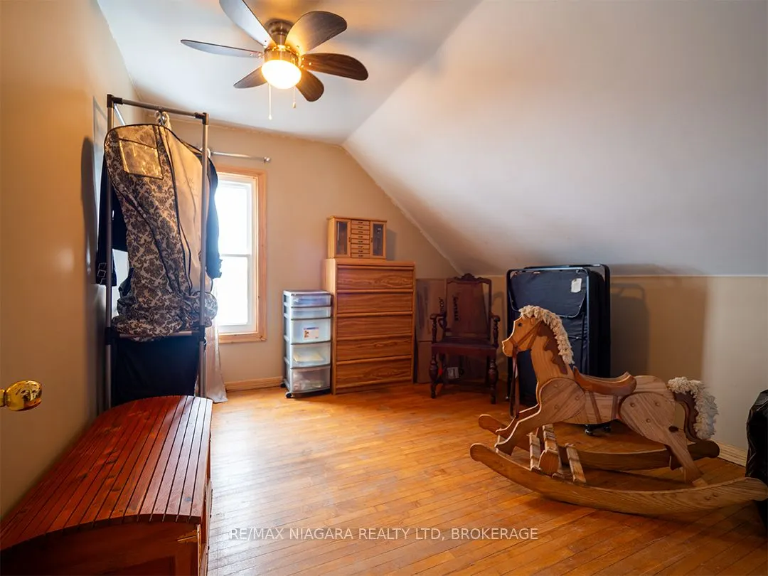 34 Humboldt Parkway