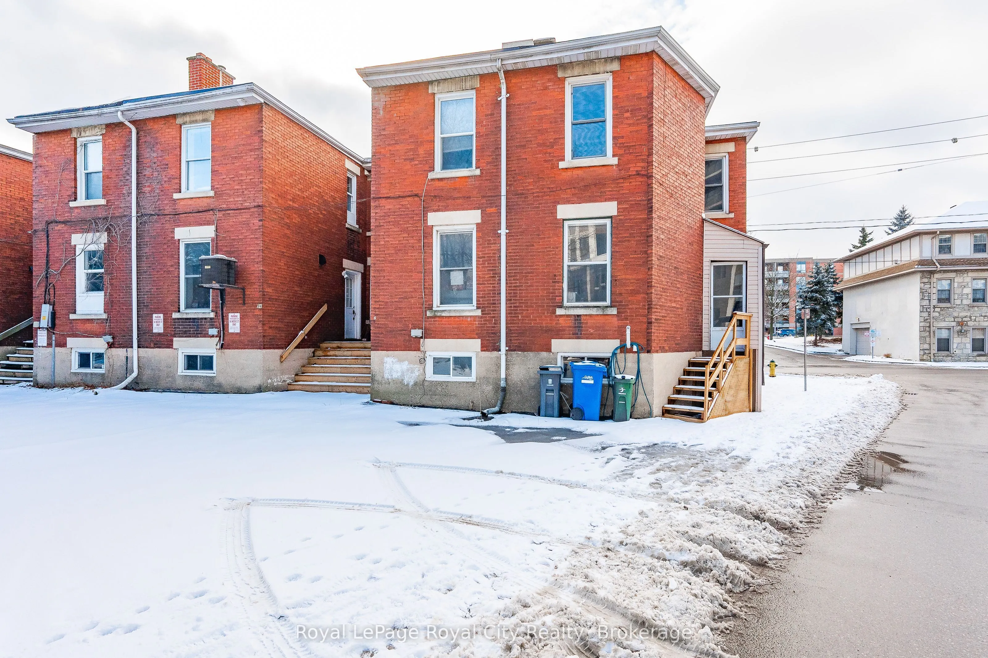 90 Neeve Street