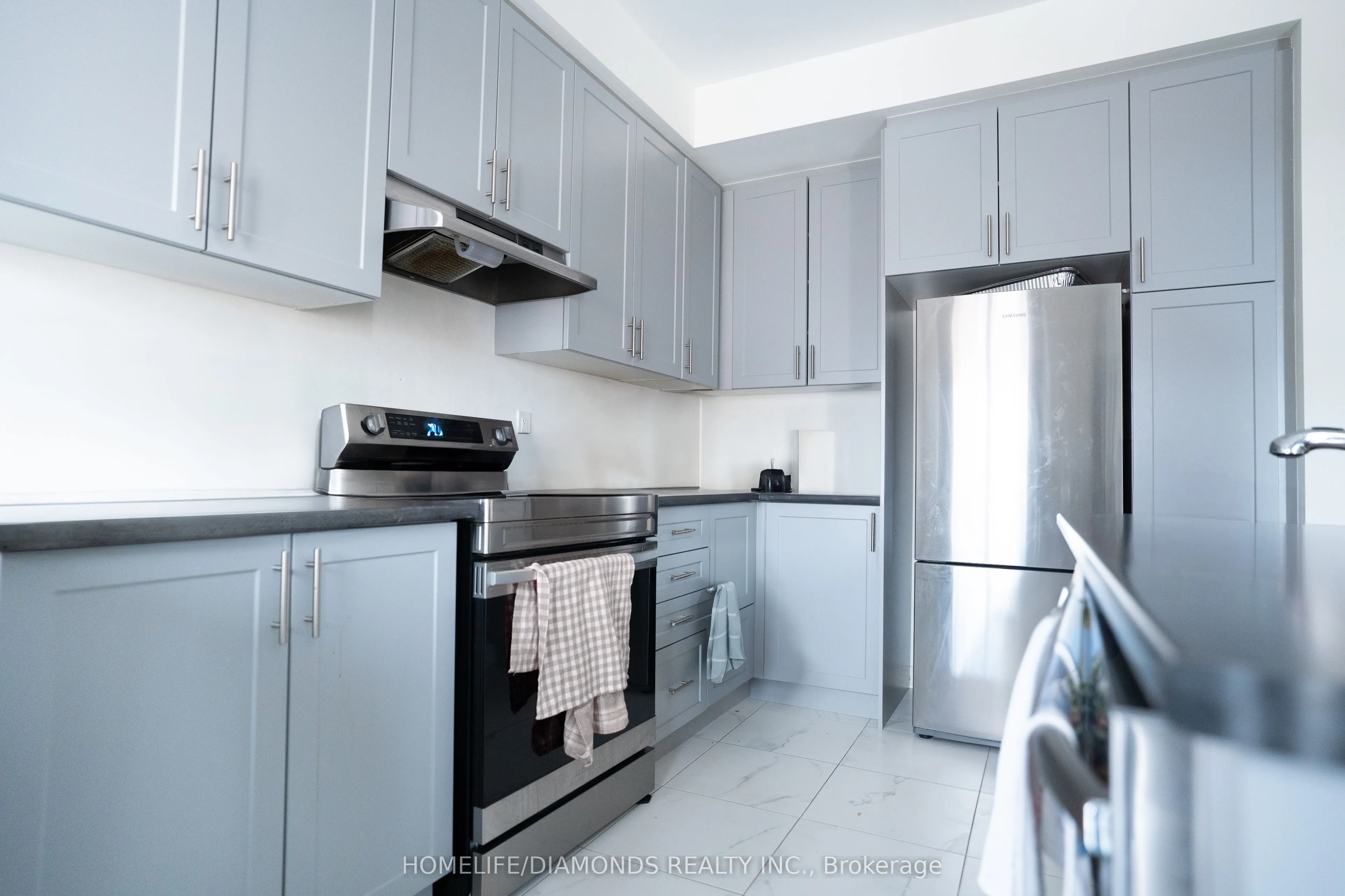 31 SAPPHIRE Way