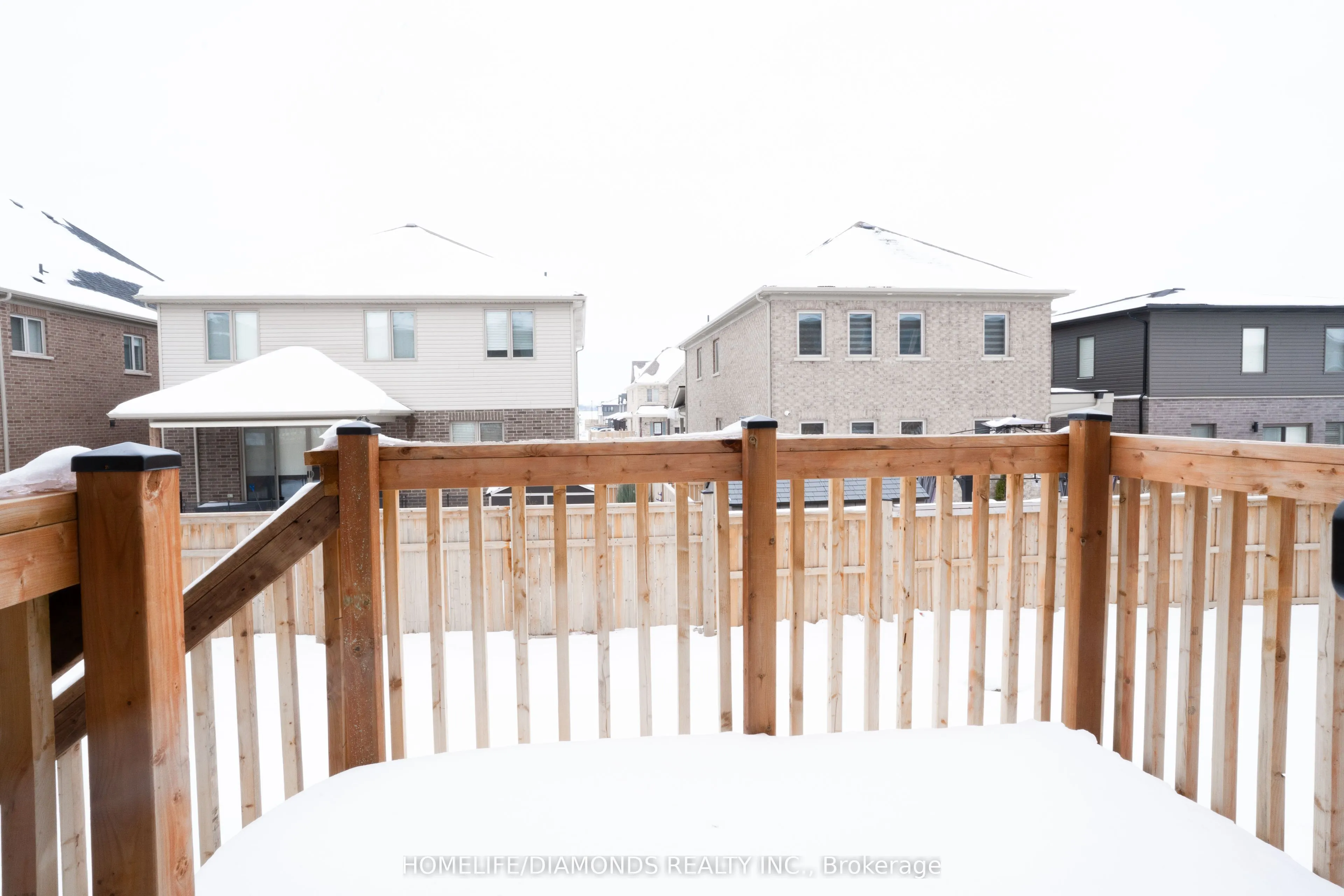 31 SAPPHIRE Way