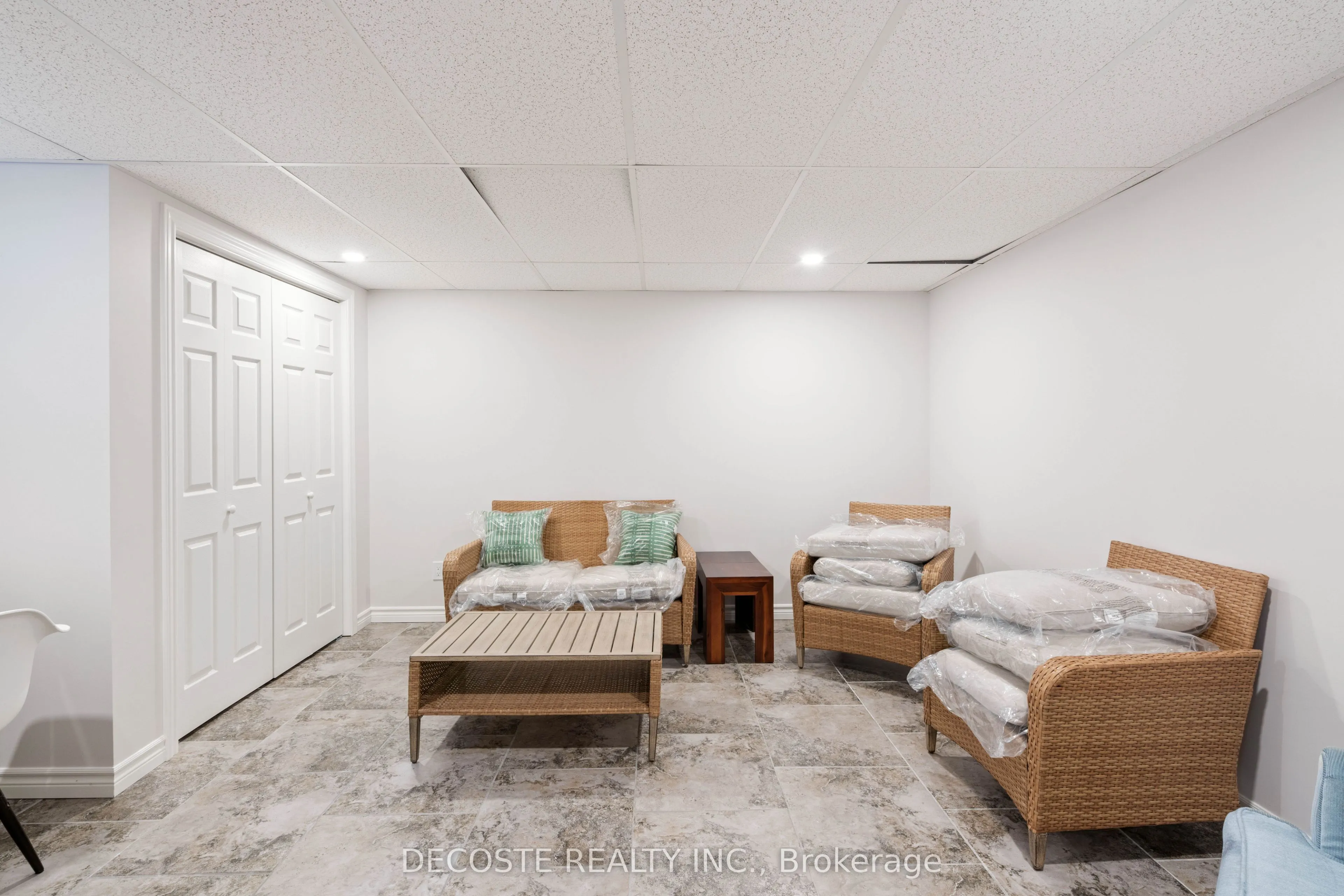 6263 MacDonald Court