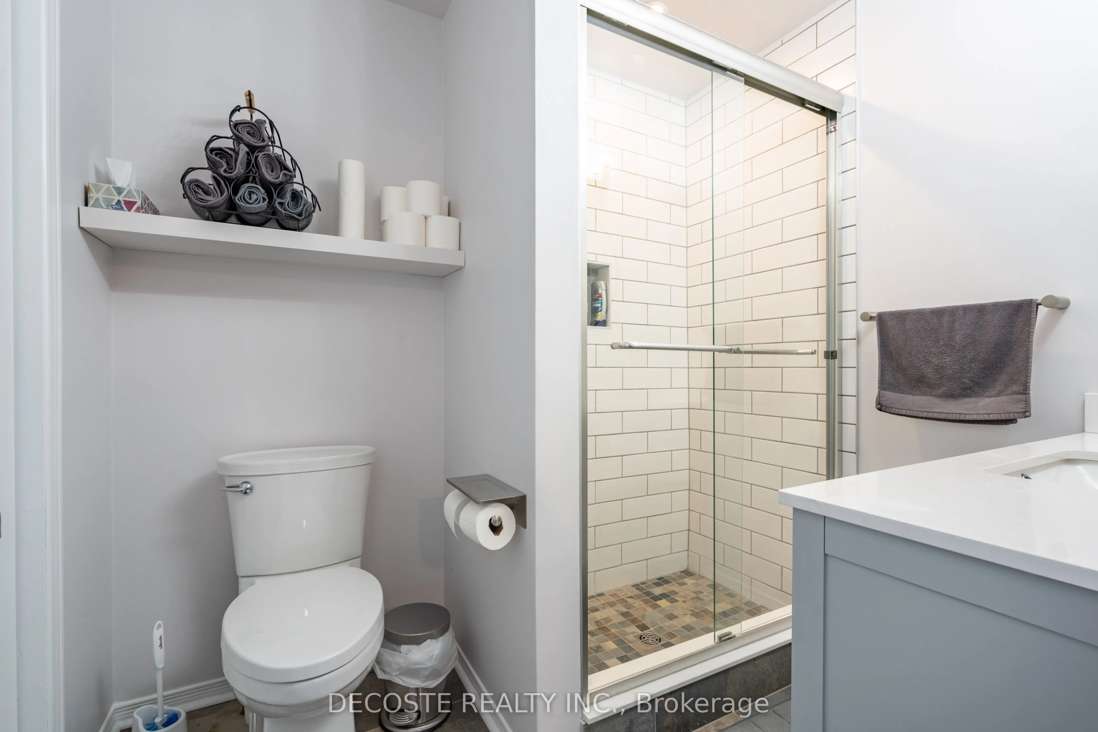 6263 MacDonald Court