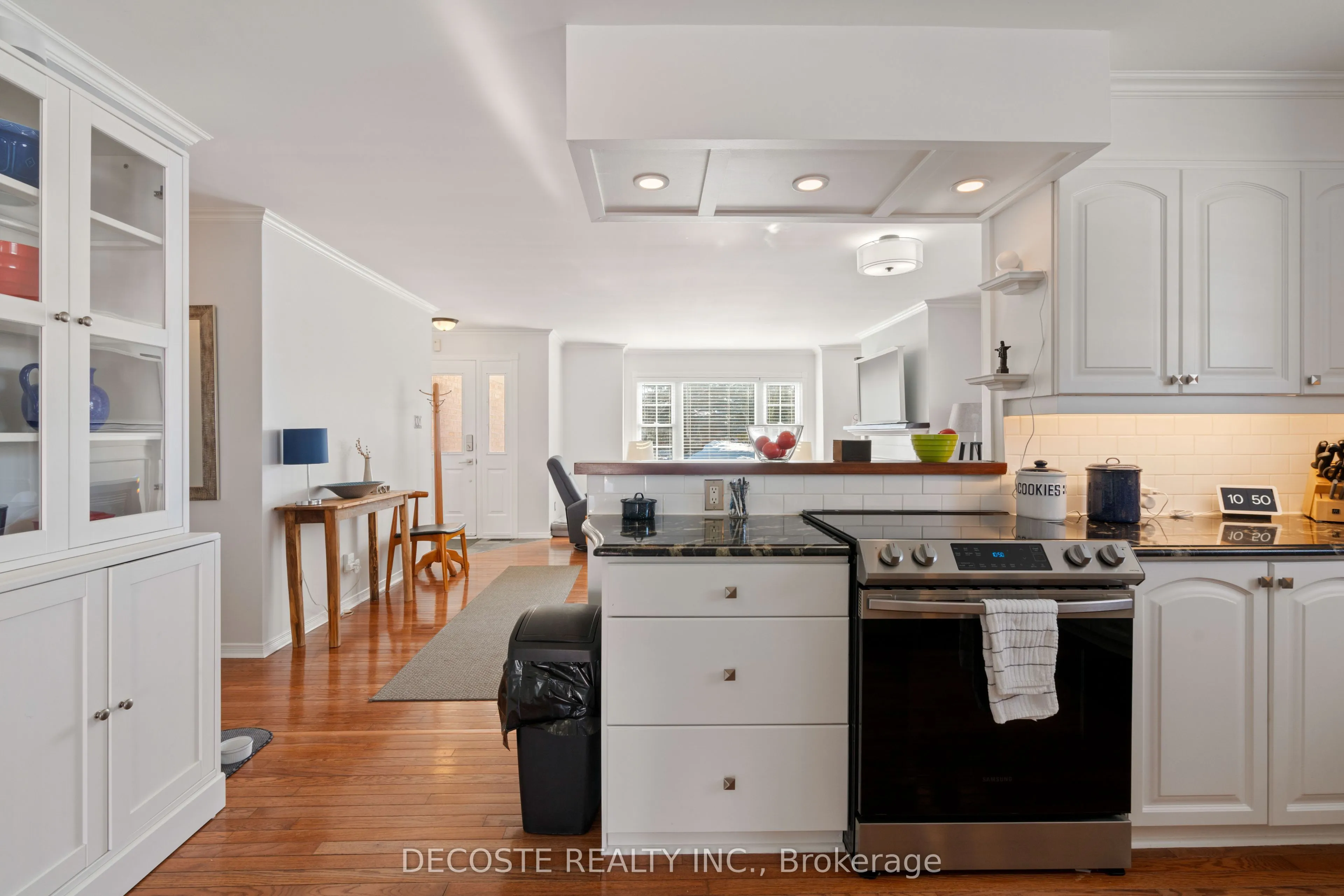 6263 MacDonald Court