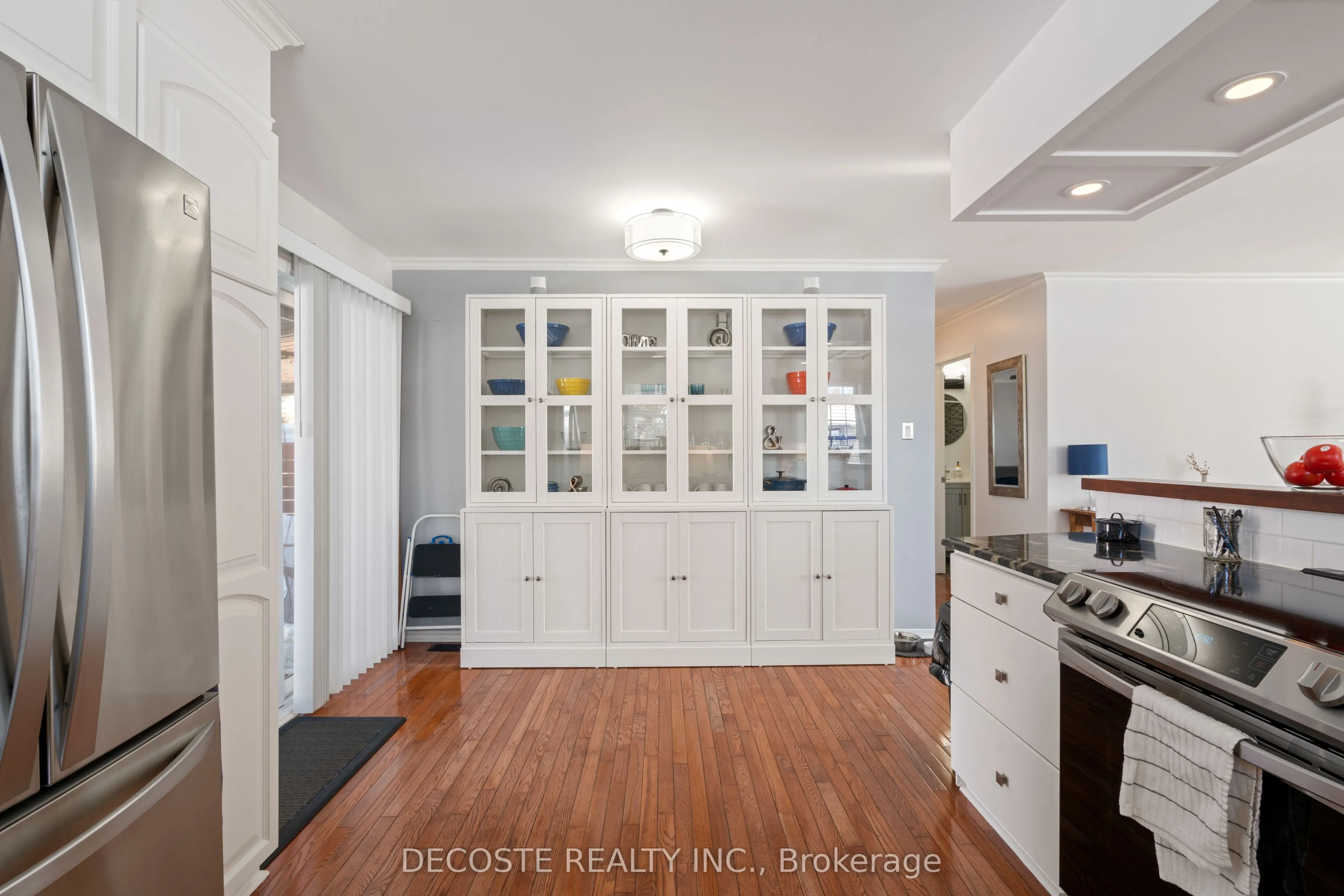 6263 MacDonald Court