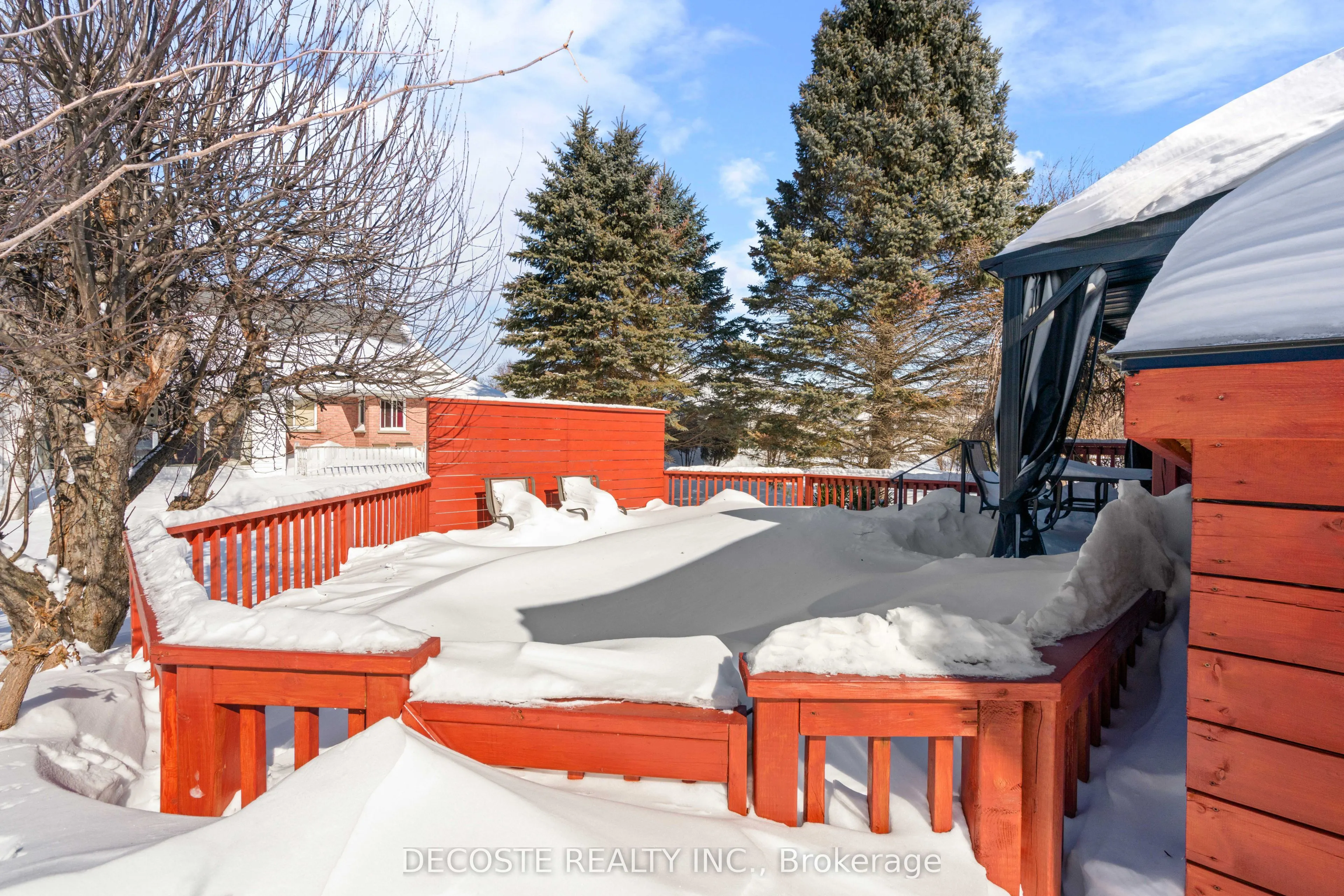 6263 MacDonald Court