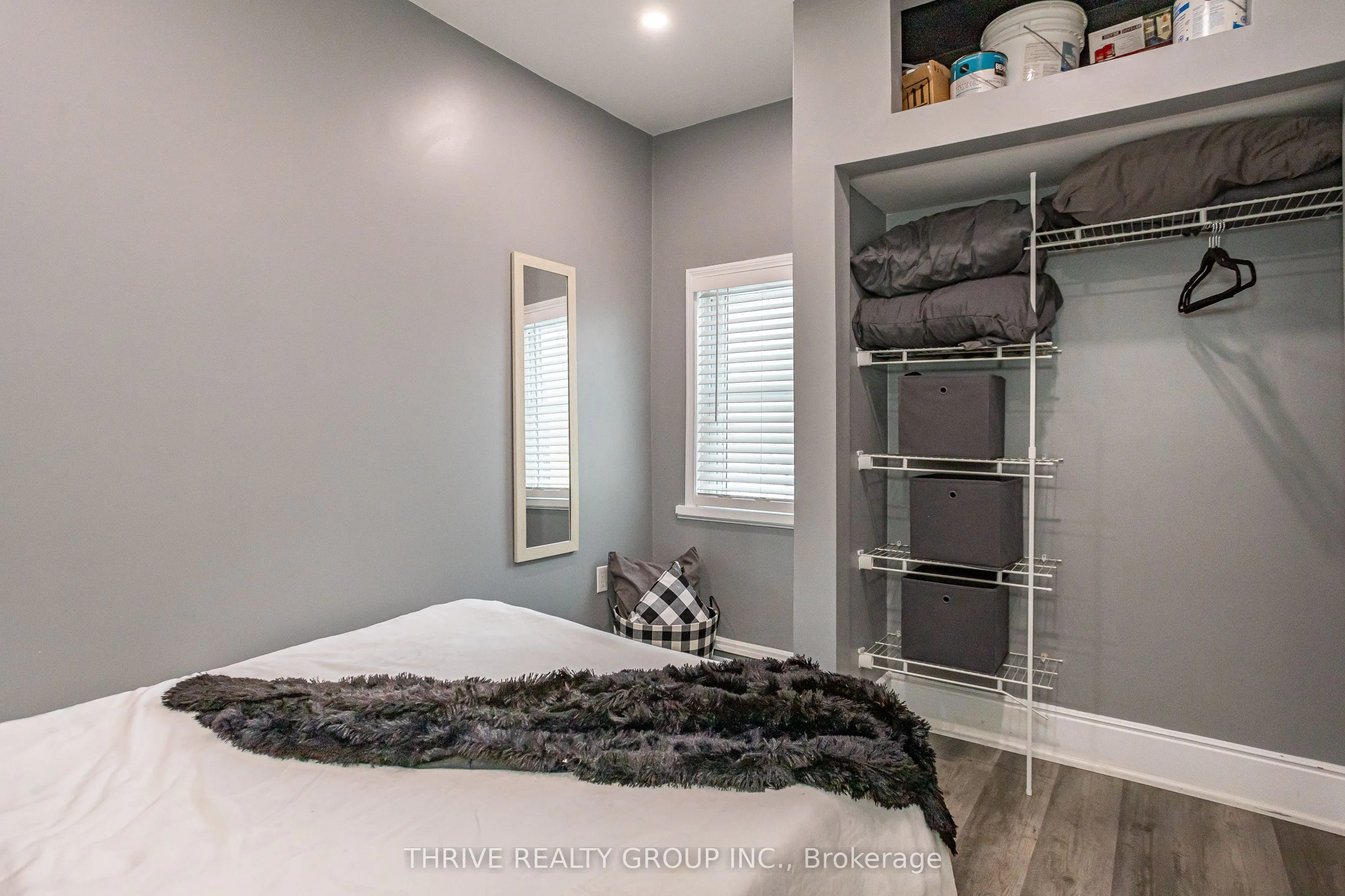 225 Simcoe Street