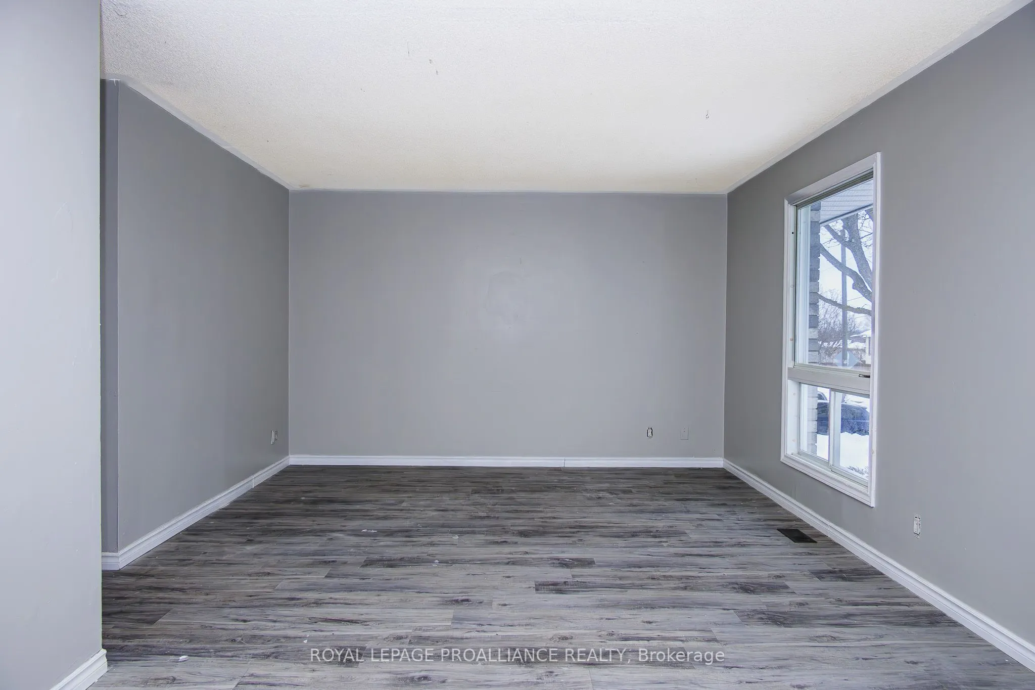 21 Pepper Avenue