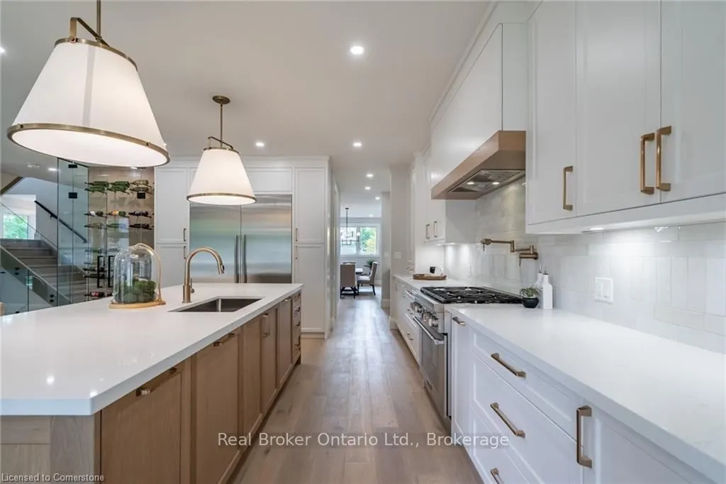 262 Robina Road