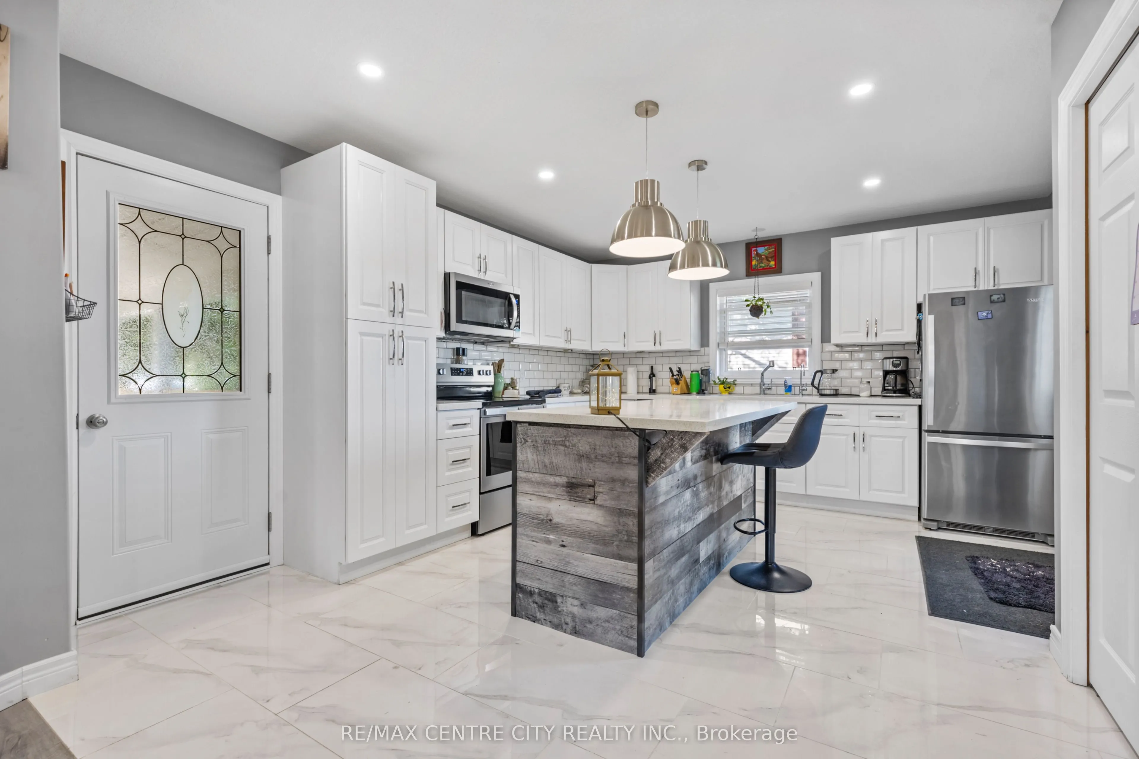 276 Marsh Line