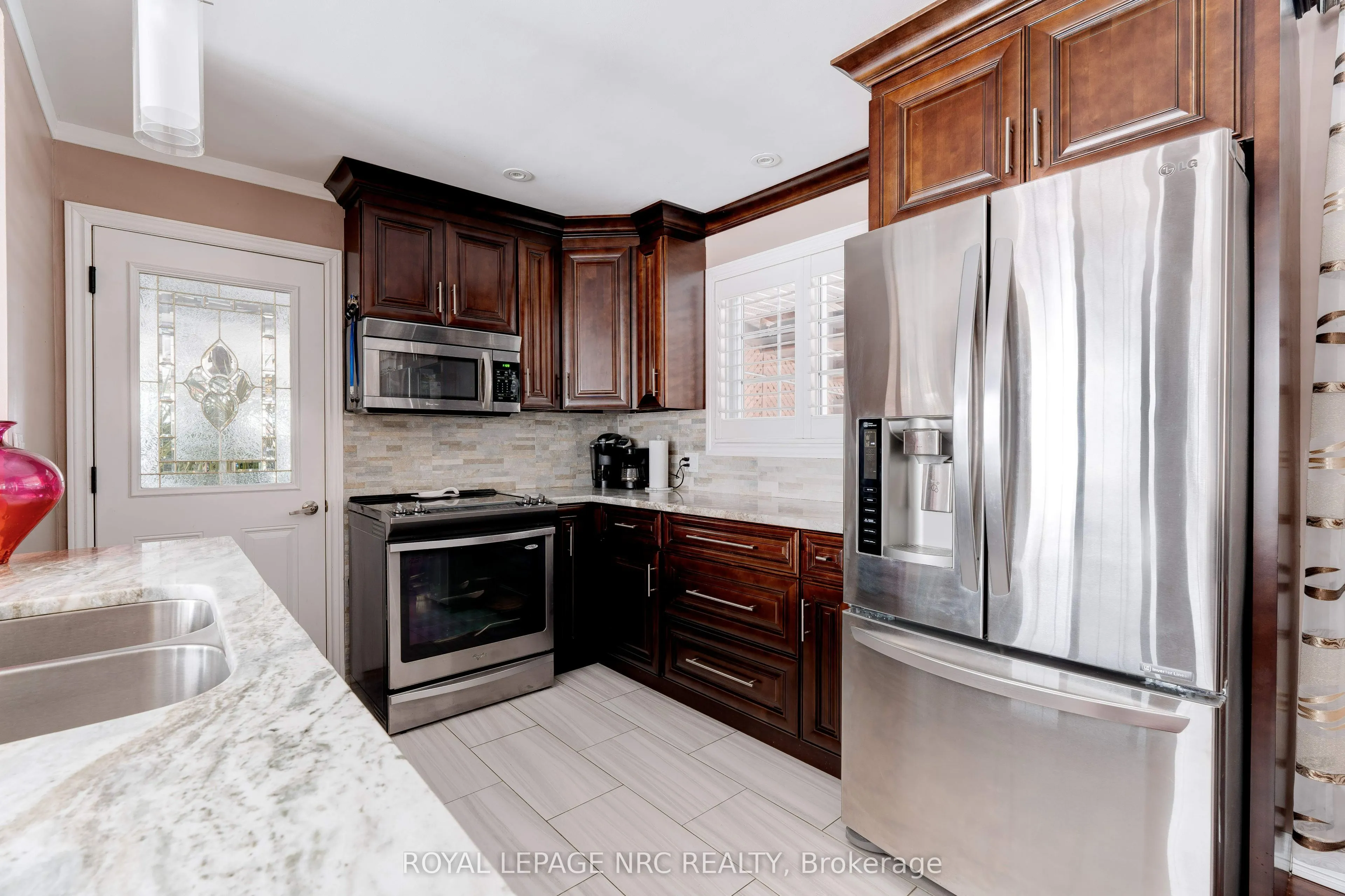 628 Vine Street