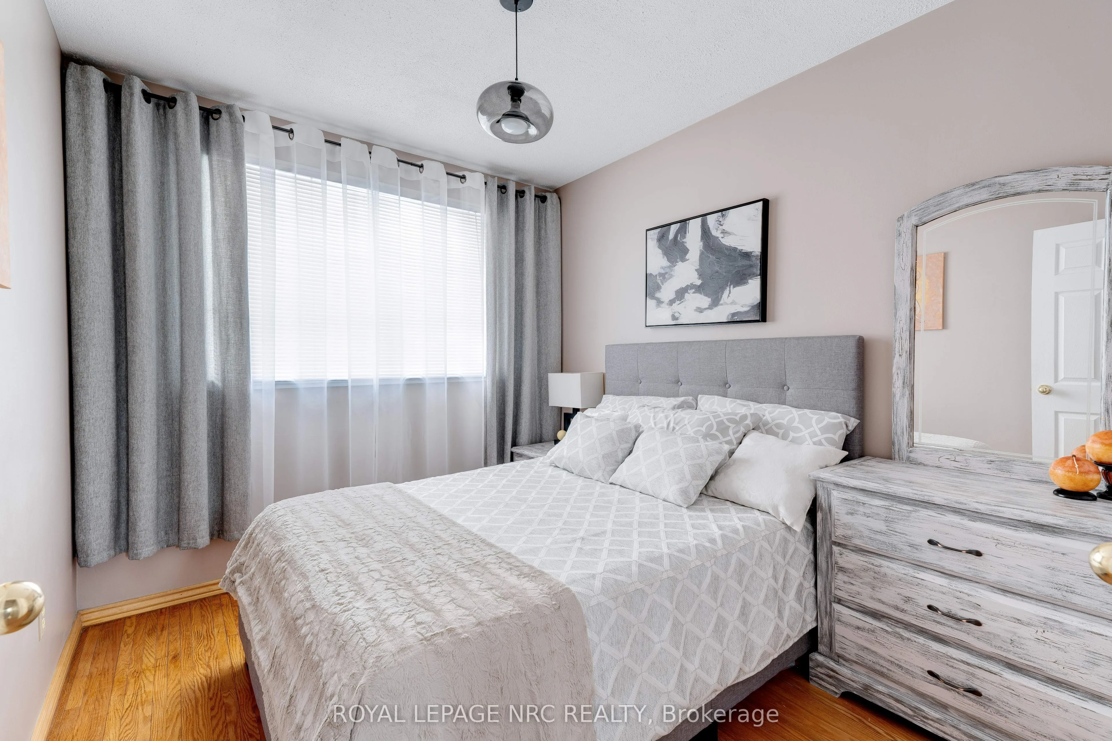 628 Vine Street