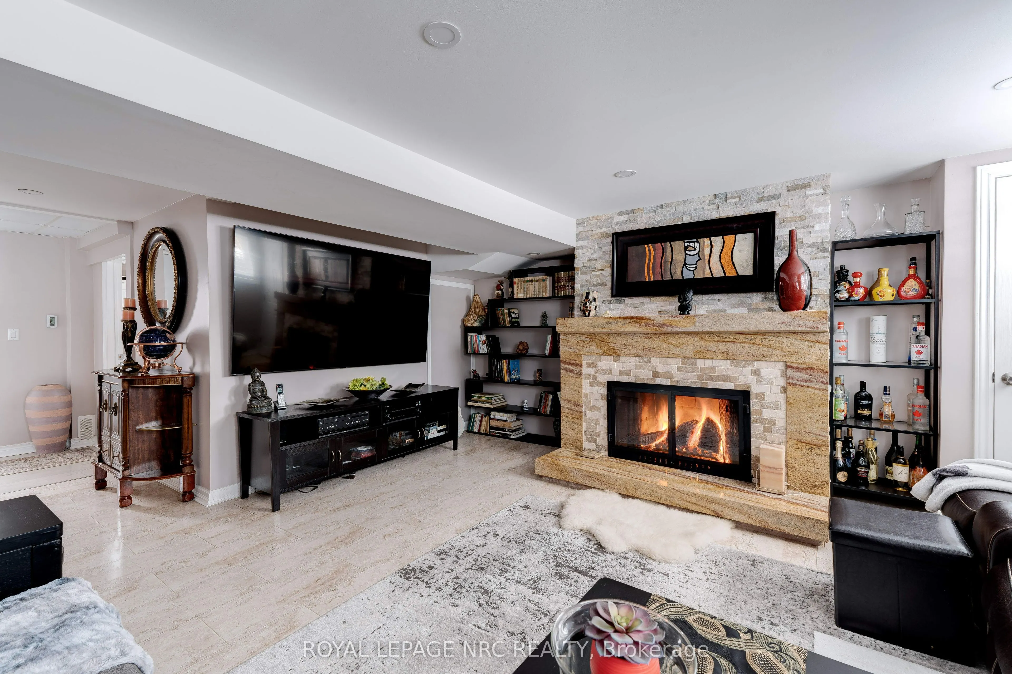628 Vine Street