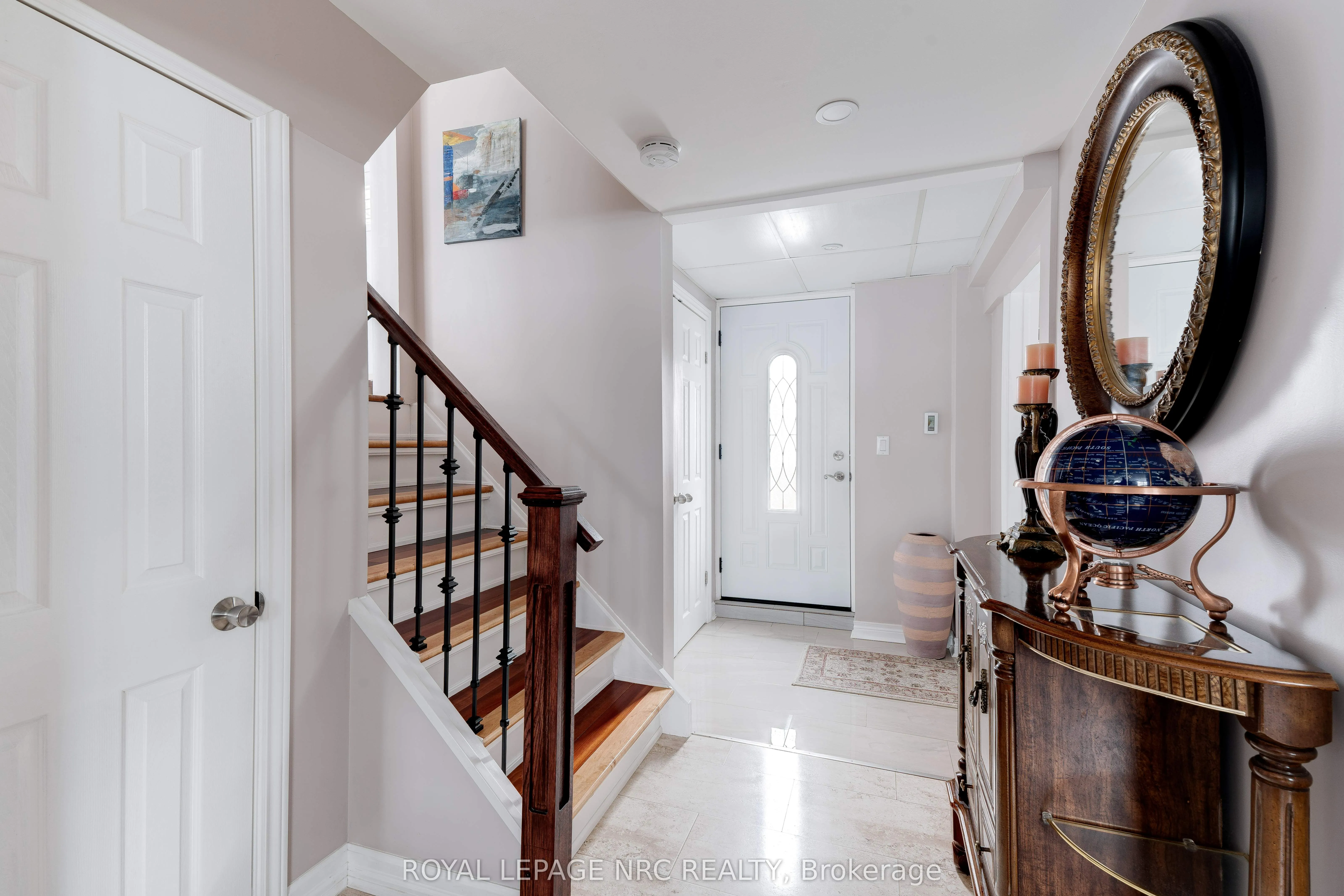 628 Vine Street