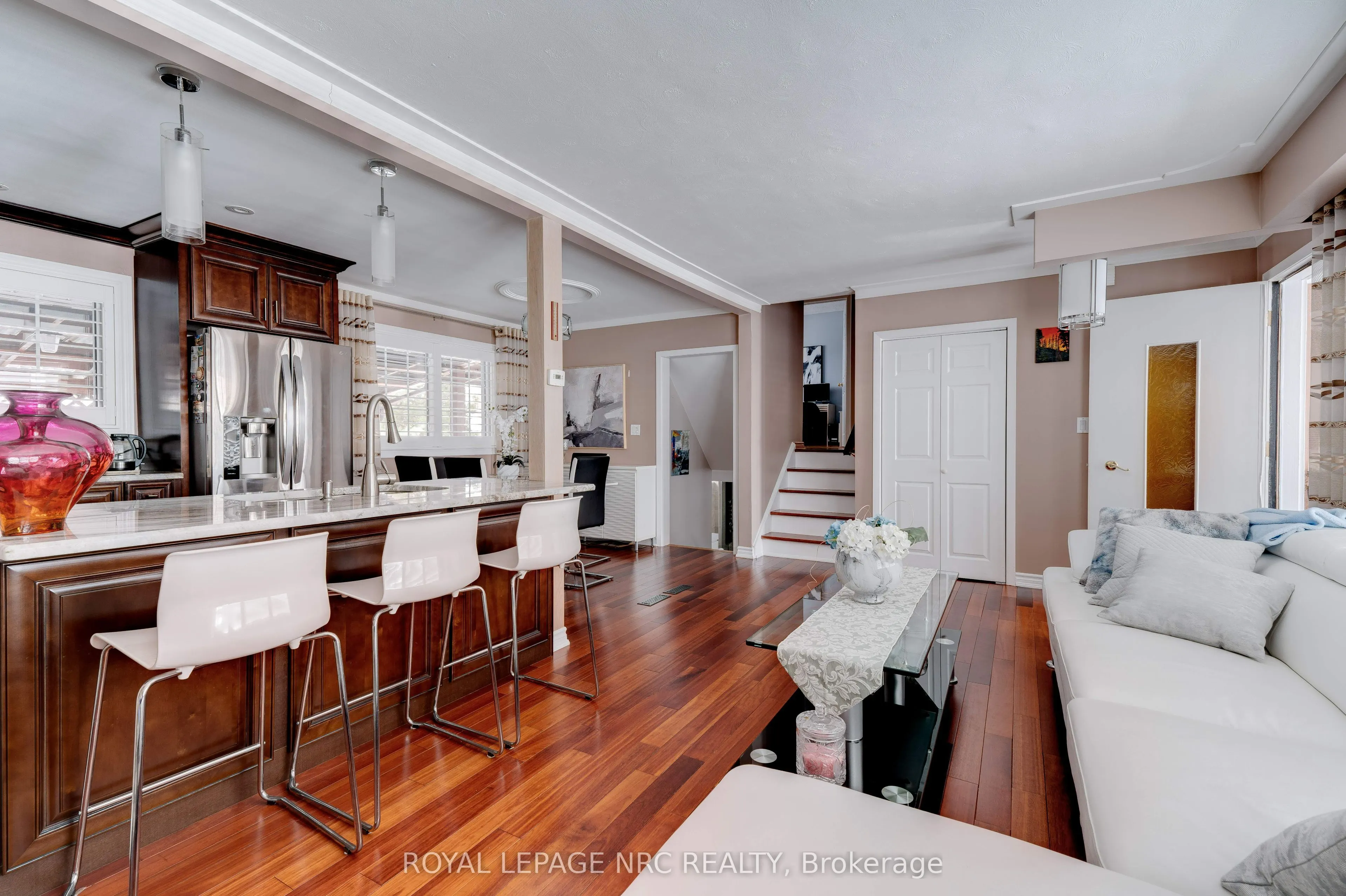 628 Vine Street