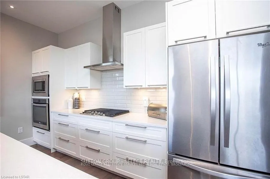 1705 Fiddlehead Place, #208