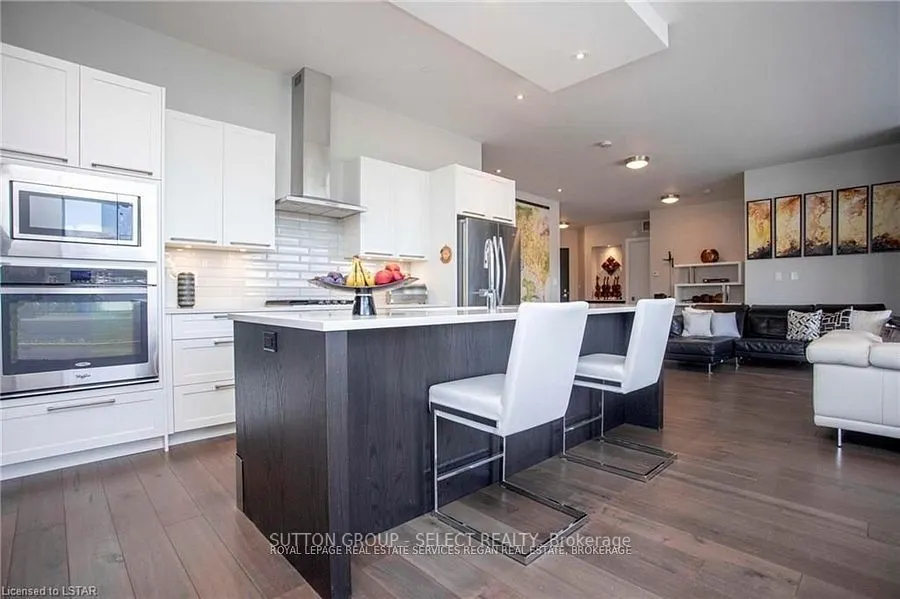 1705 Fiddlehead Place, #208
