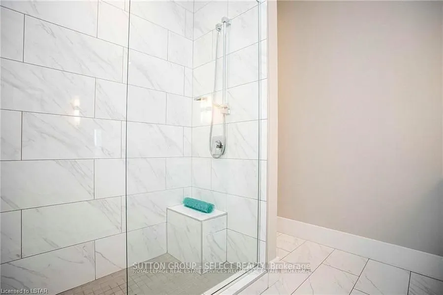 1705 Fiddlehead Place, #208