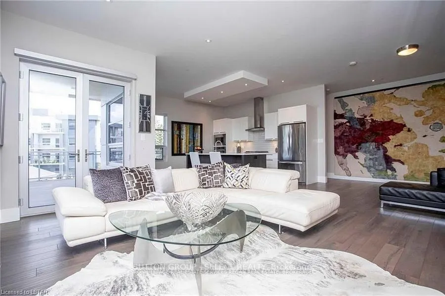 1705 Fiddlehead Place, #208