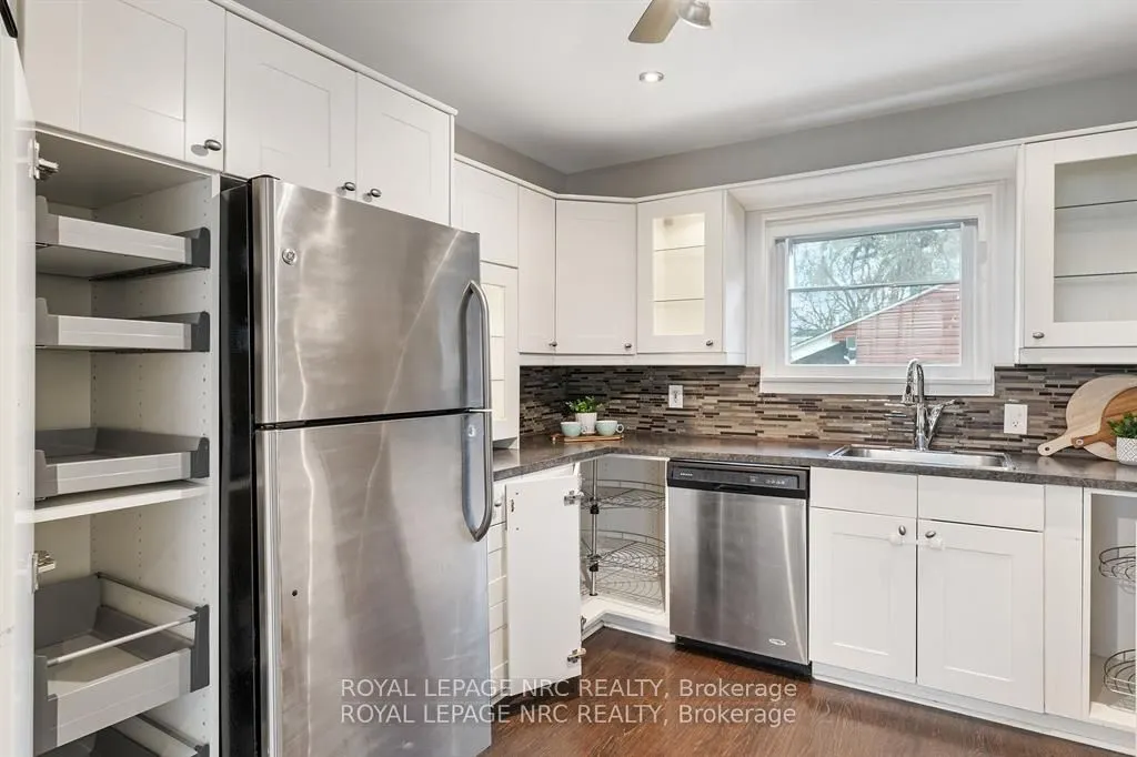 79 Powerview Avenue