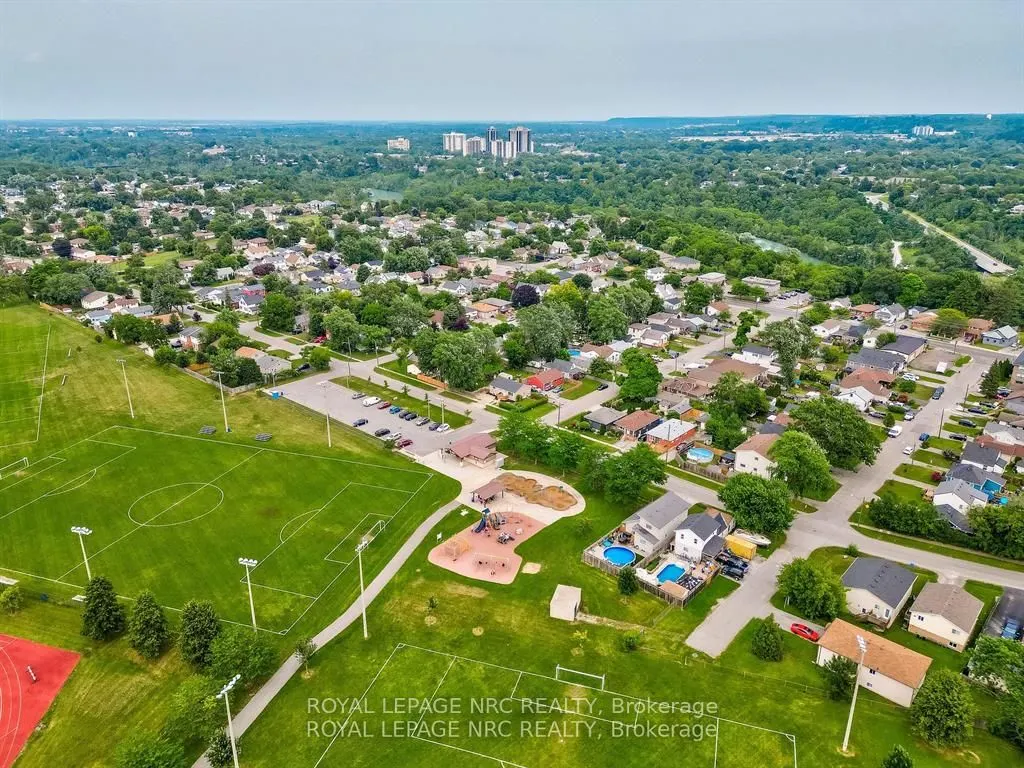 79 Powerview Avenue